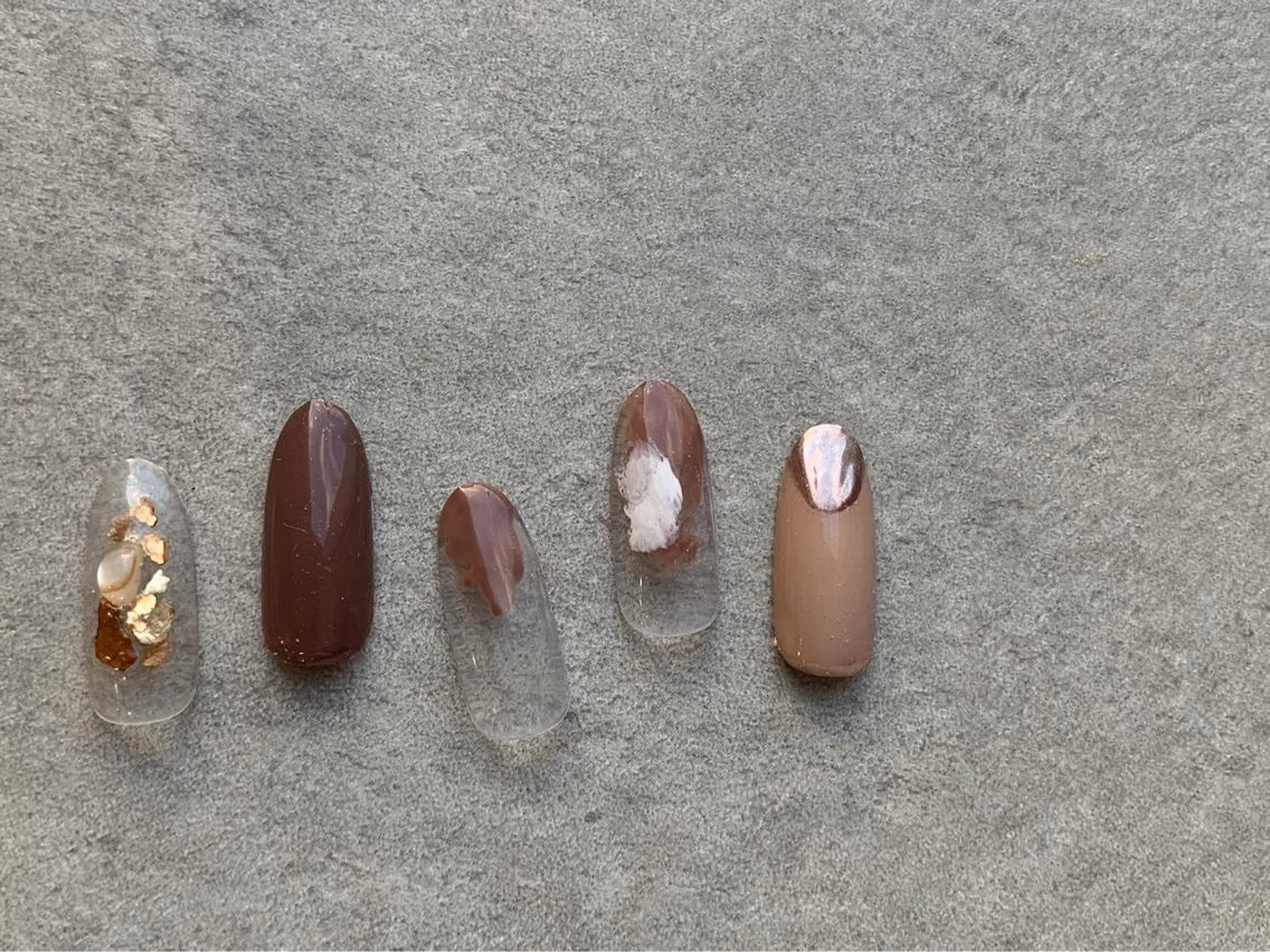 ネイル 友田 晴香のネイルデザイン