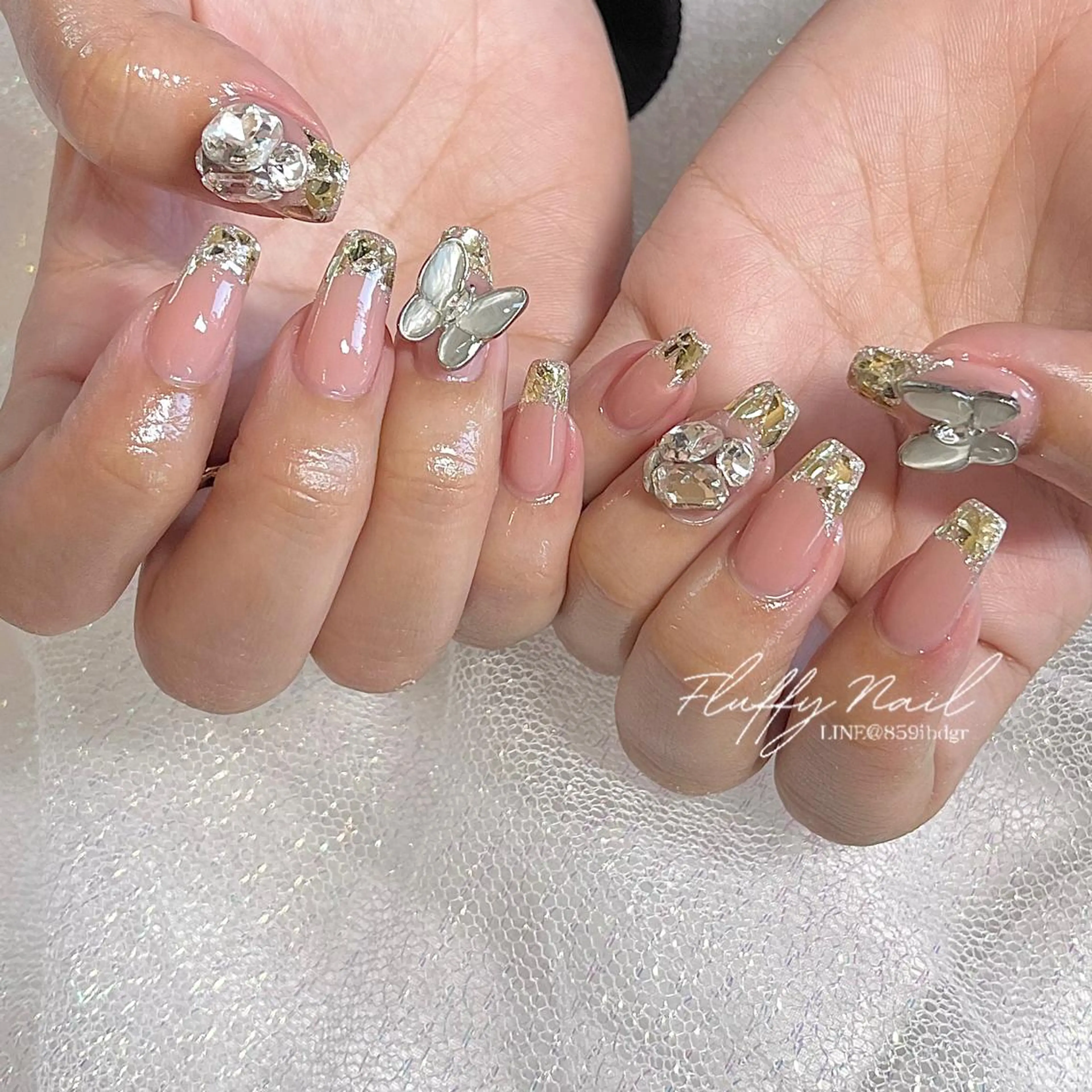 ネイル フレンチネイル ガラスフレンチ . Emmyのネイルデザイン