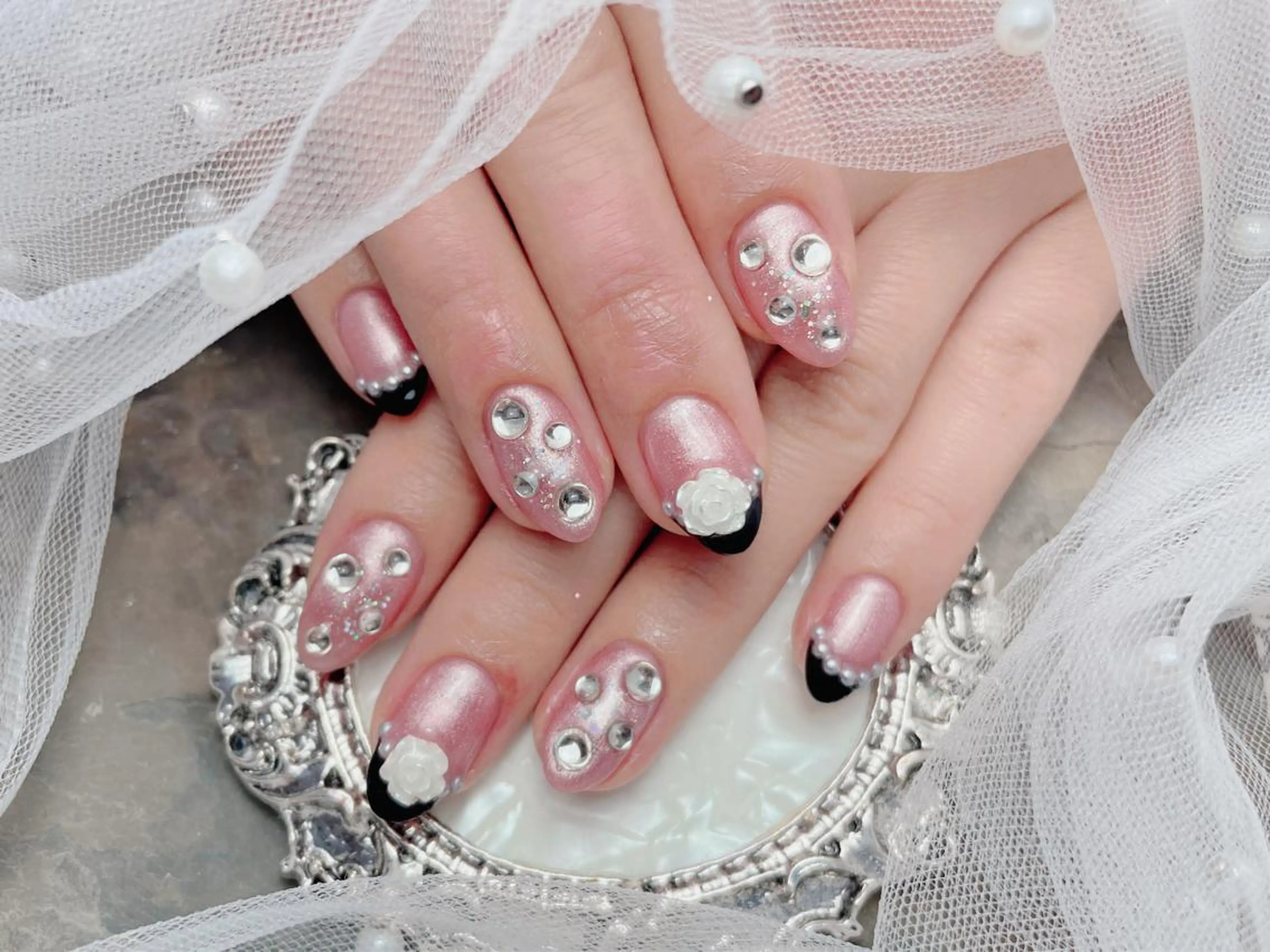 ネイル ハンドネイル マジックミラー所属・マジック ミラーのネイルデザイン