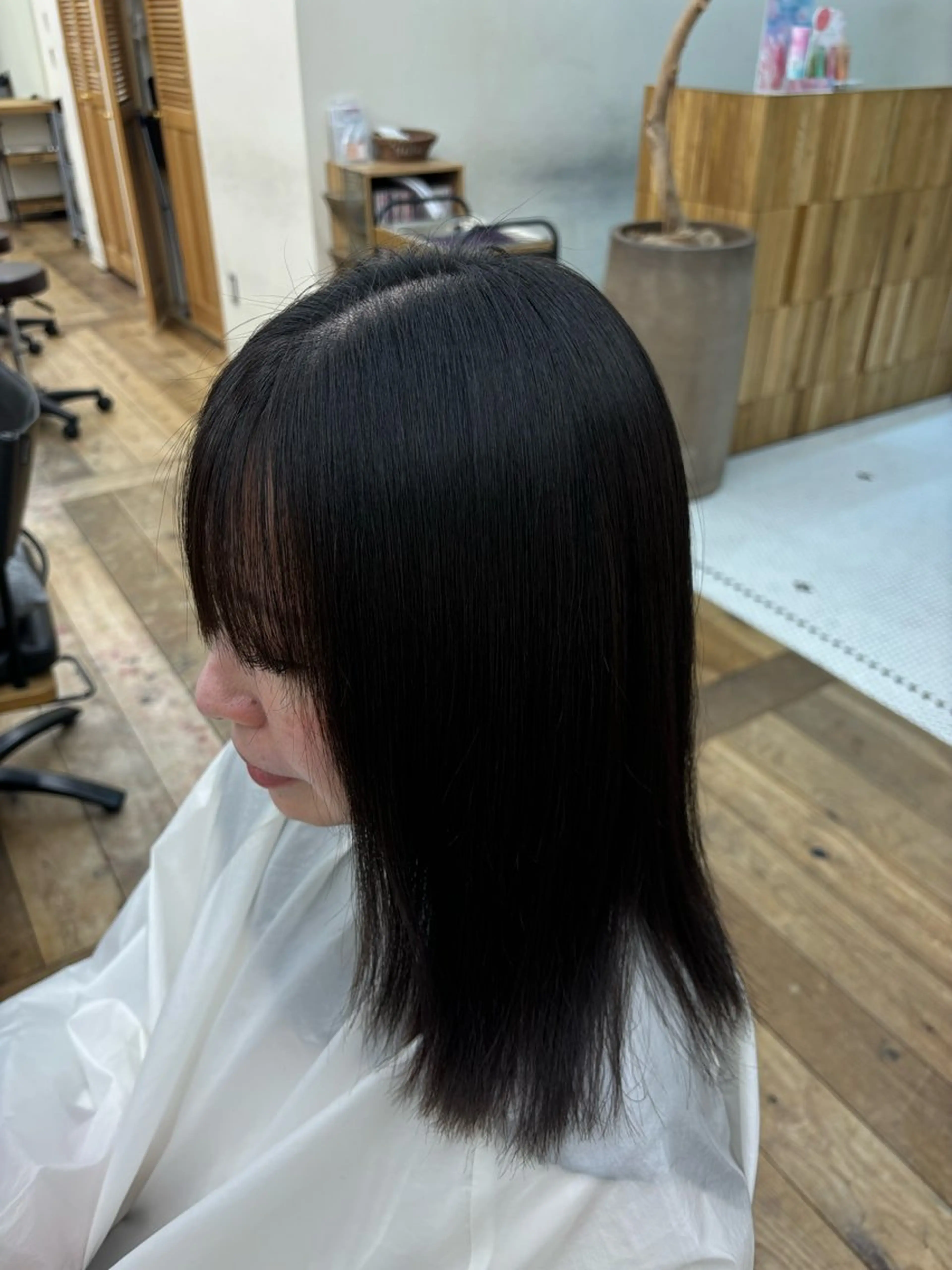 セミロング 縮毛矯正 よこやま なぎさのヘアスタイル