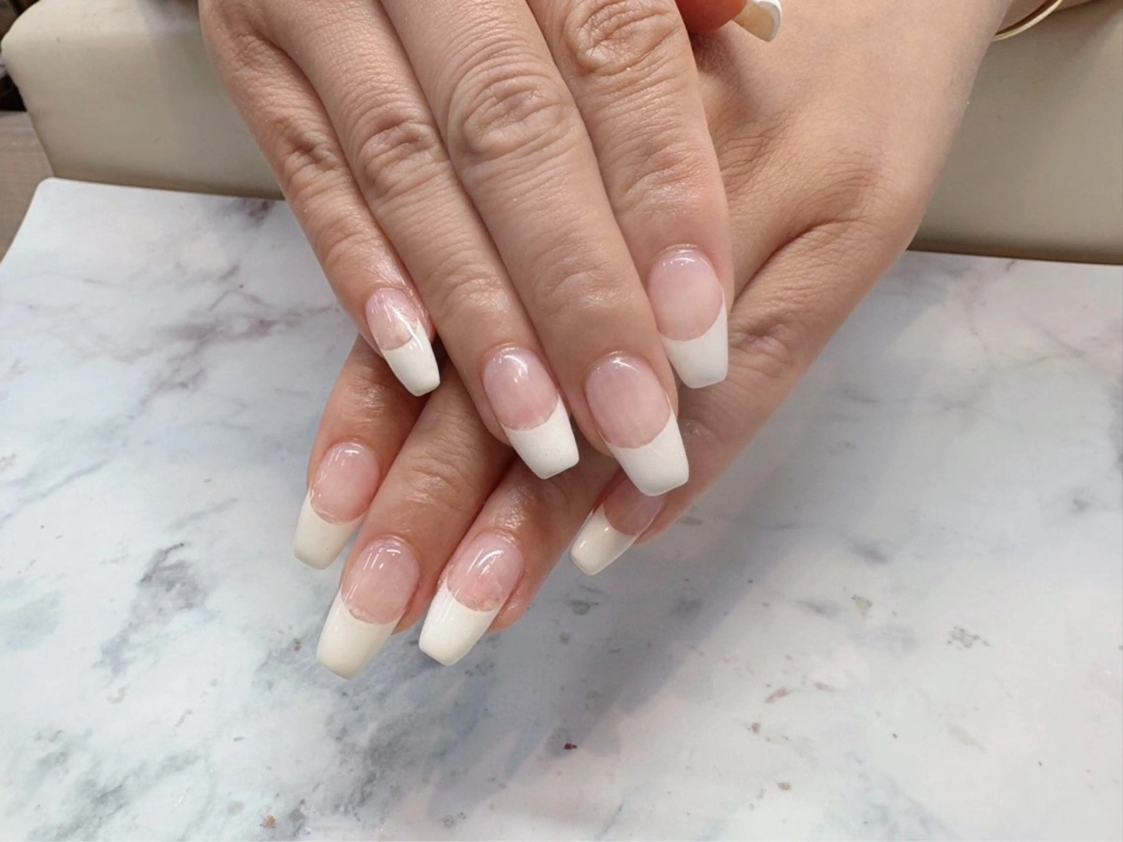 ネイル フレンチネイル ハンドネイル Angel coco hirotaのネイルデザイン