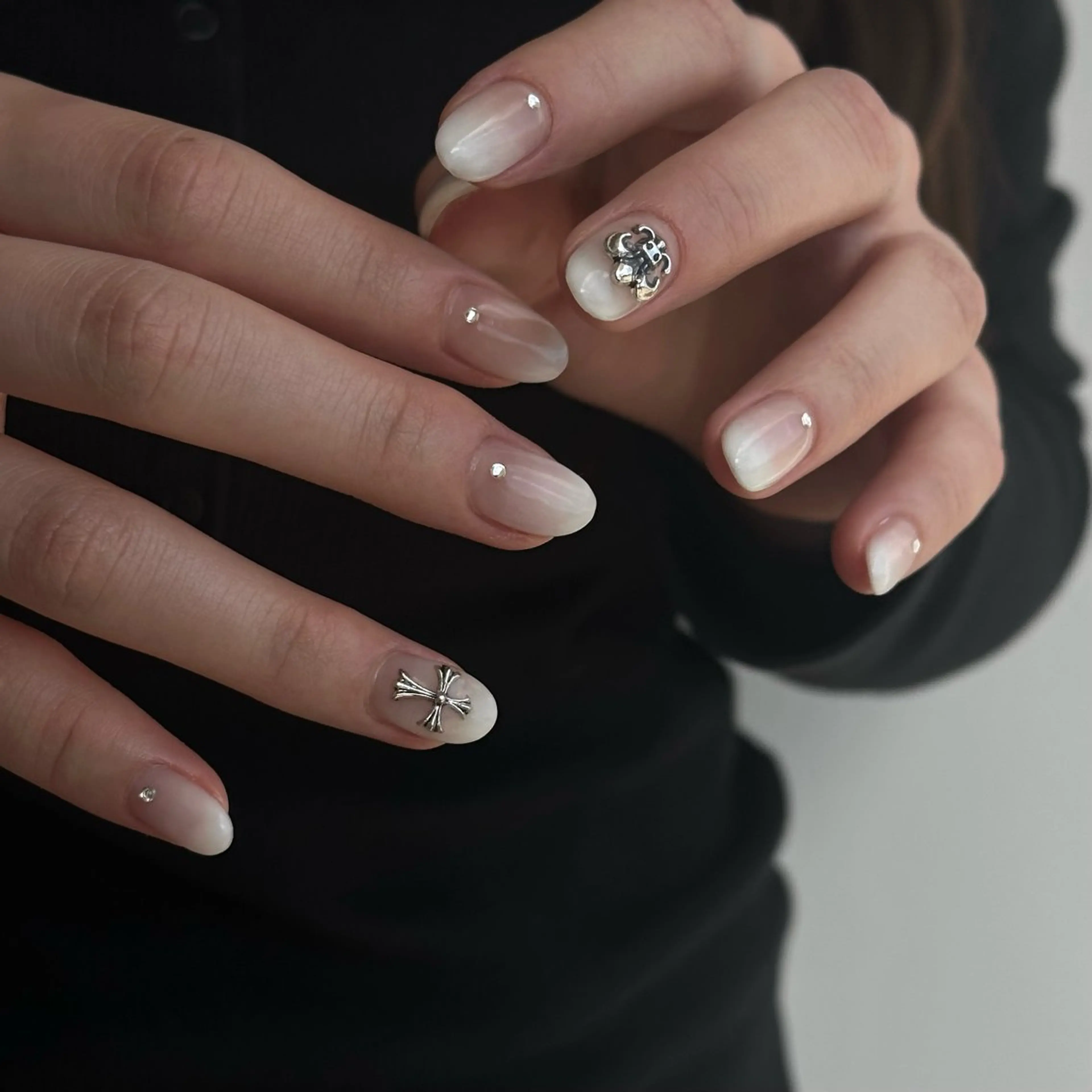 ネイル ハンドネイル COIN  nail hinataのネイルデザイン