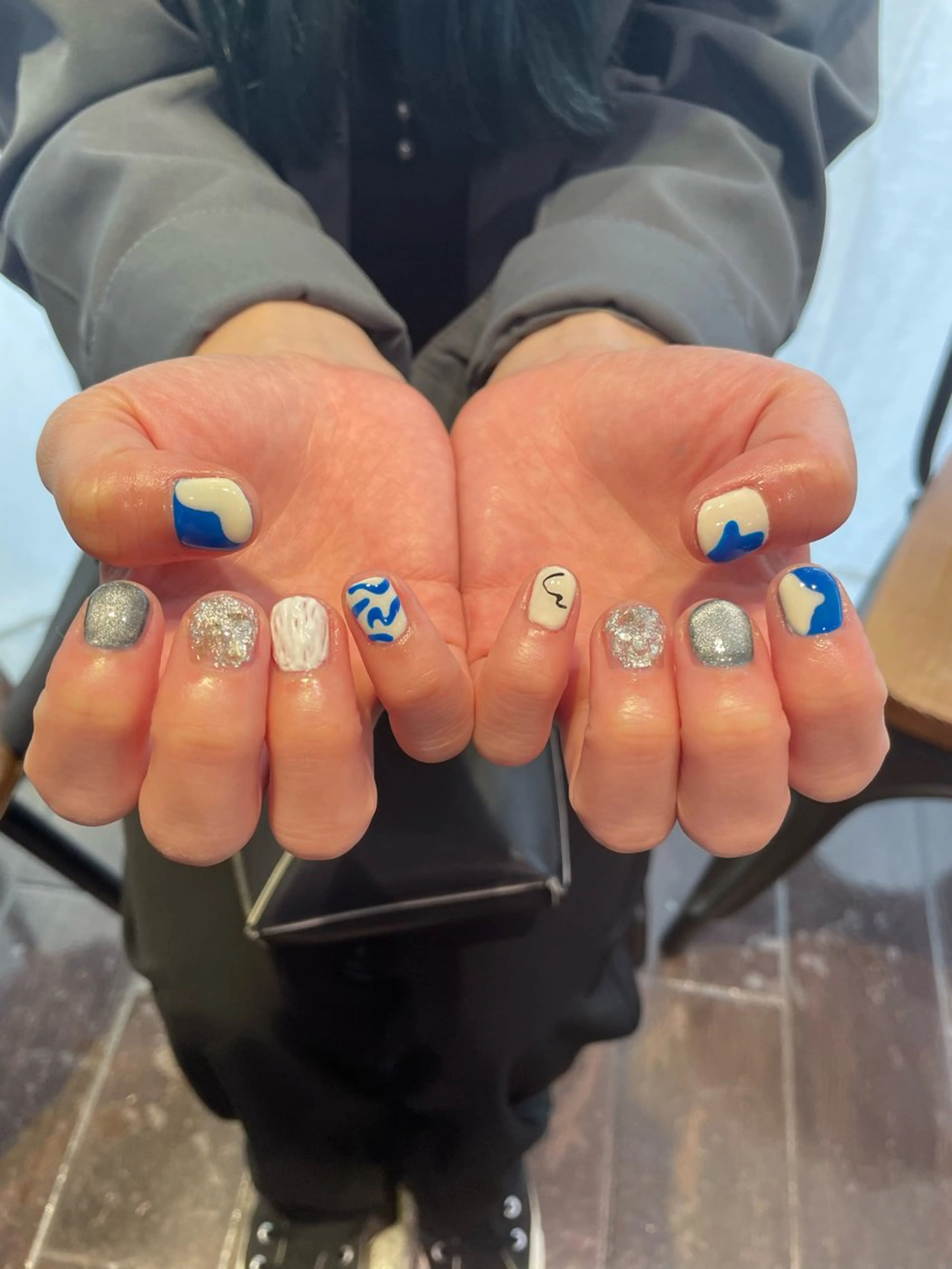 ネイル ハンドネイル ‪るか/‪透明感 カラー/アレンジのヘアスタイル