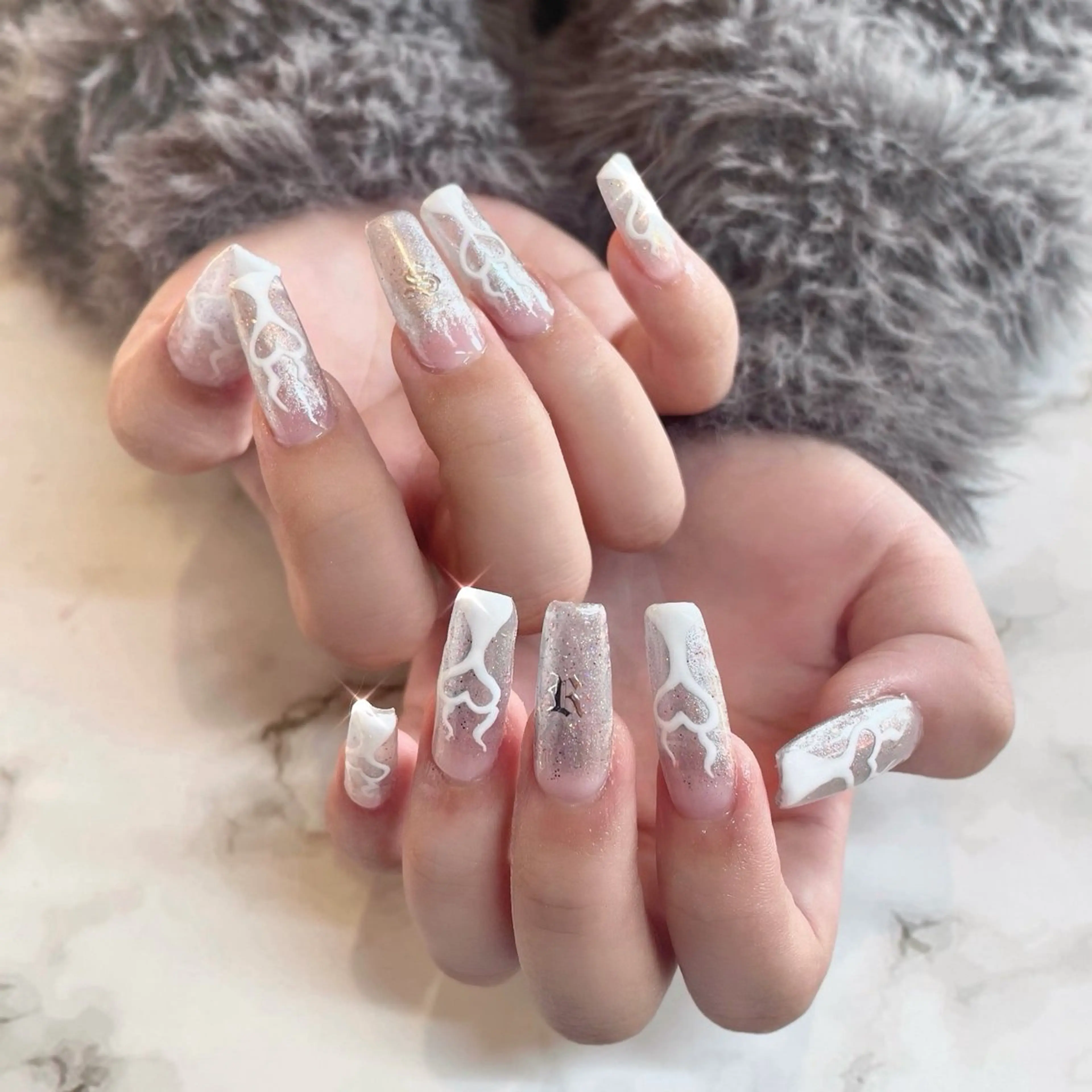 ネイル ハート ハンドネイル Liebe あいりのネイルデザイン