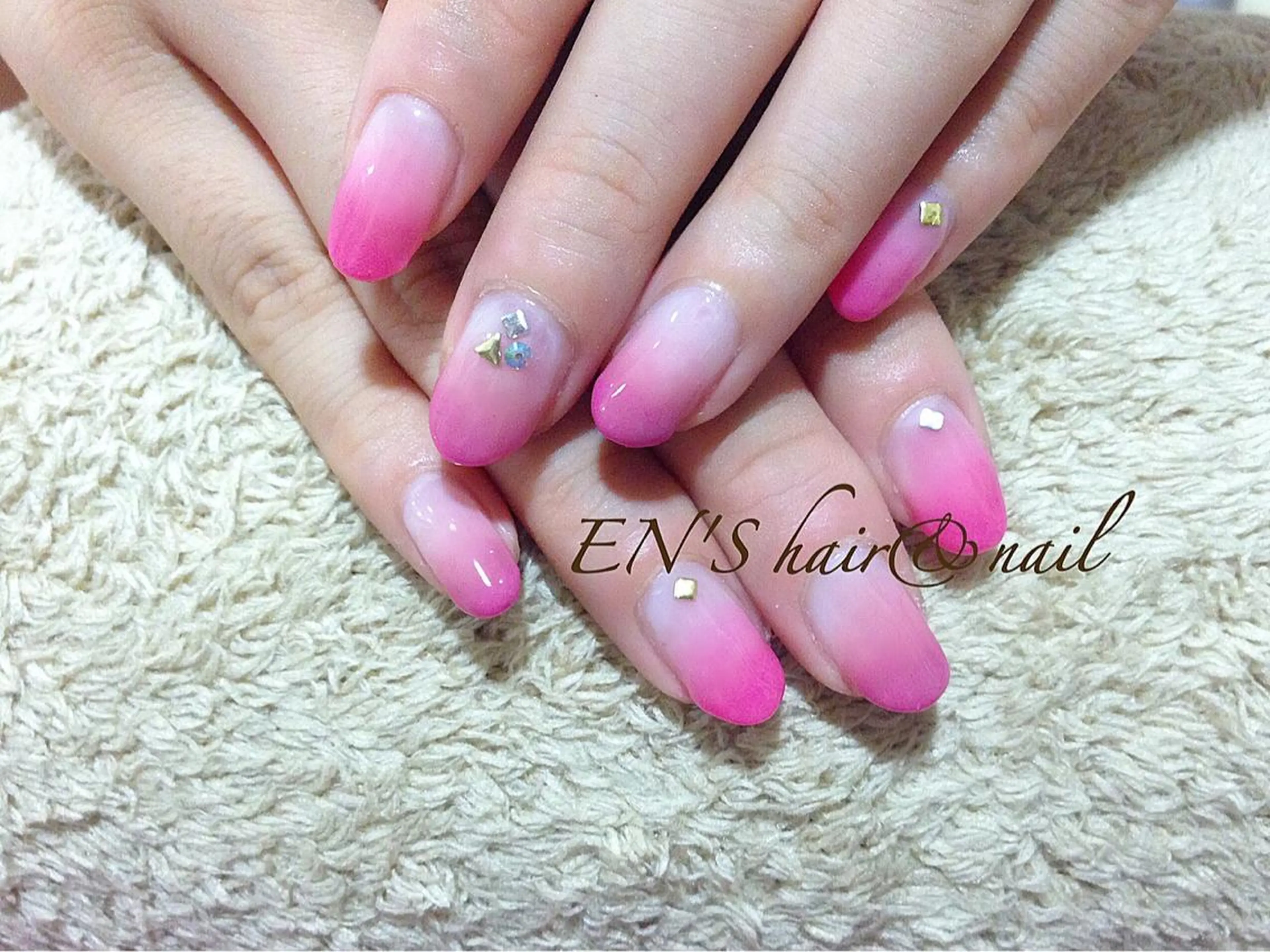 ネイル ピンク フルリール 【プライベートサロンのネイルデザイン