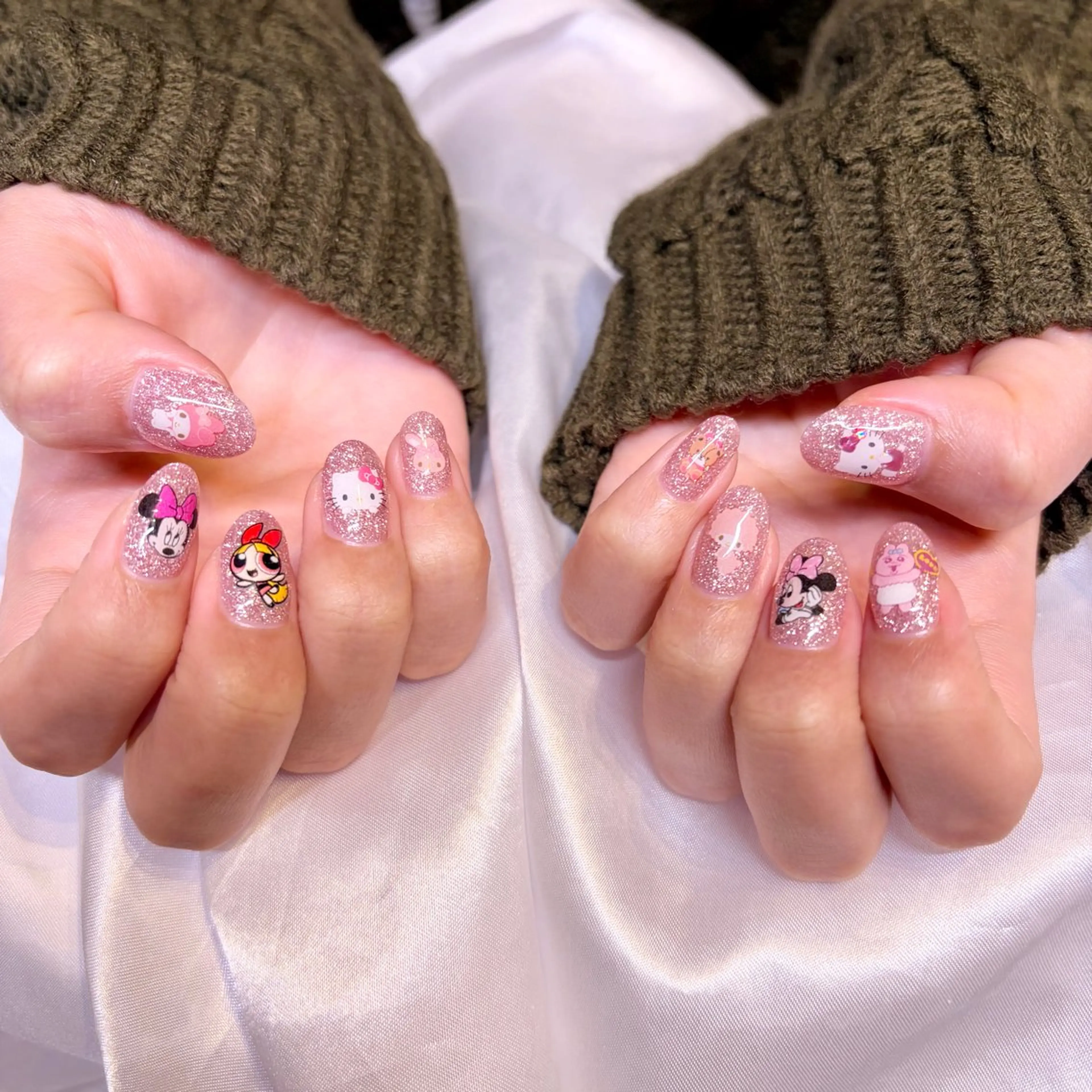 ネイル ピンク ハンドネイル nail salon e'mu💐のネイルデザイン