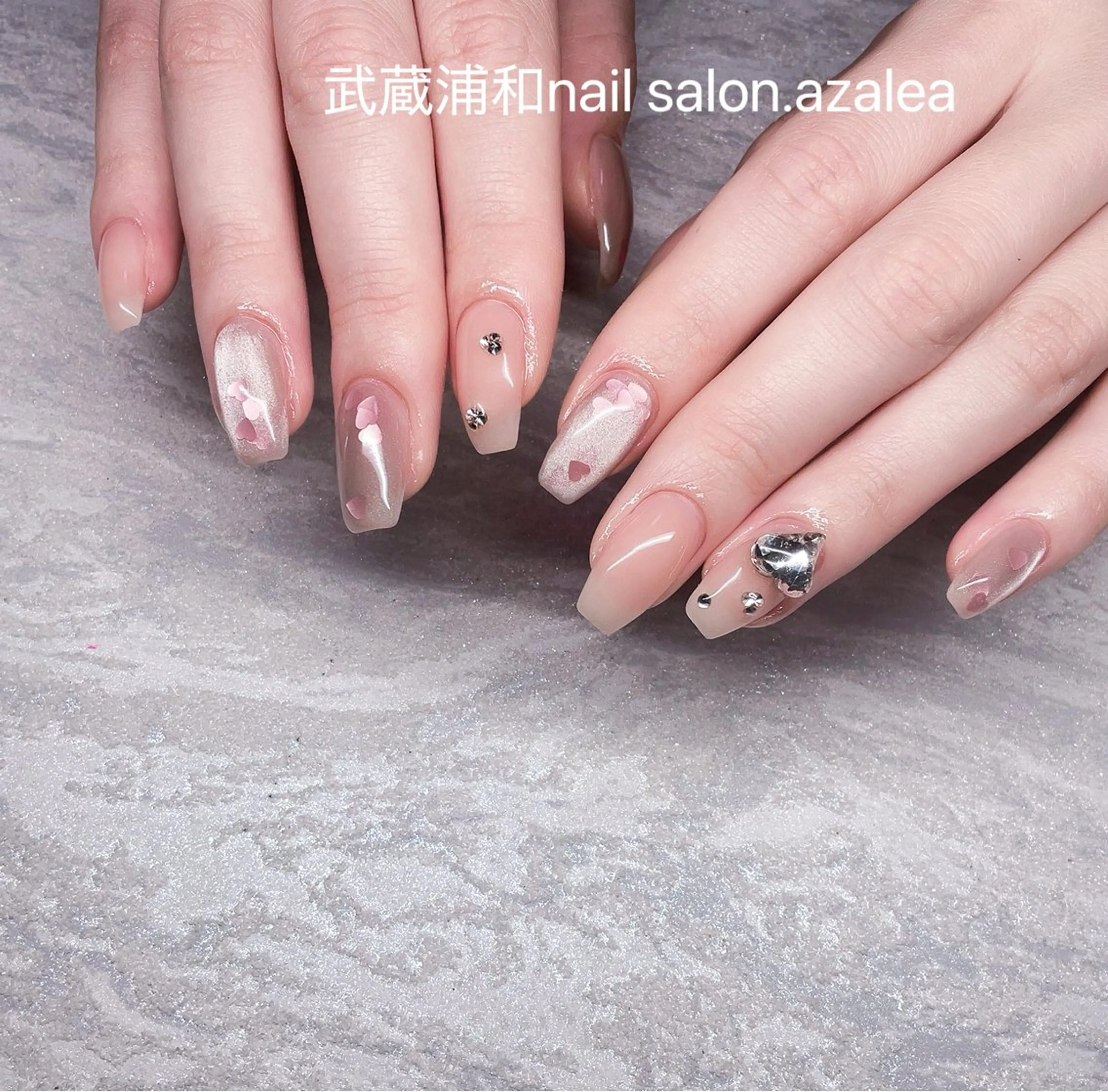 ネイル ハンドネイル R inのネイルデザイン