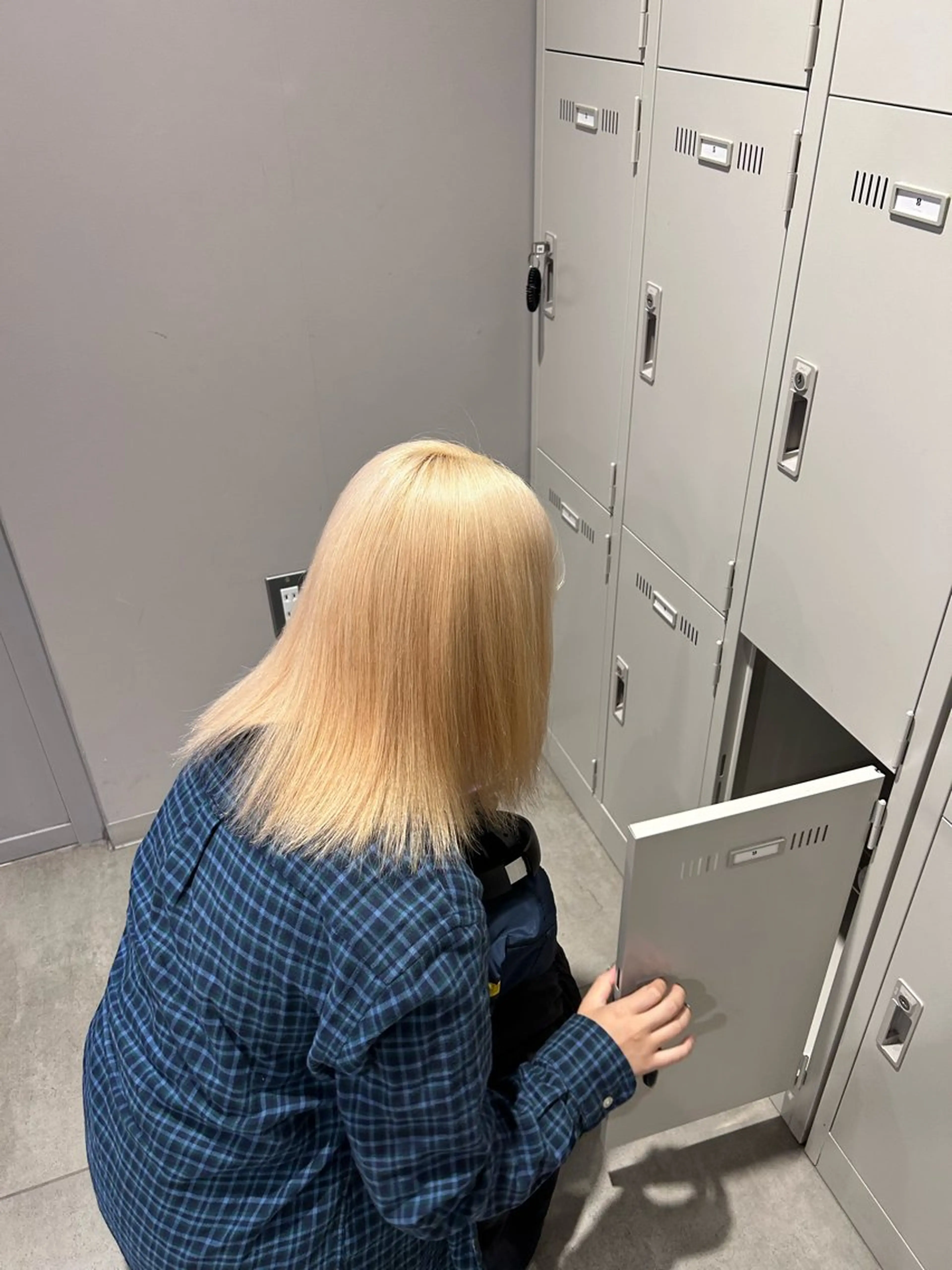 カラー ヘアカラー ベージュ/ブラウン/ ナチュラルレイヤーのヘアスタイル