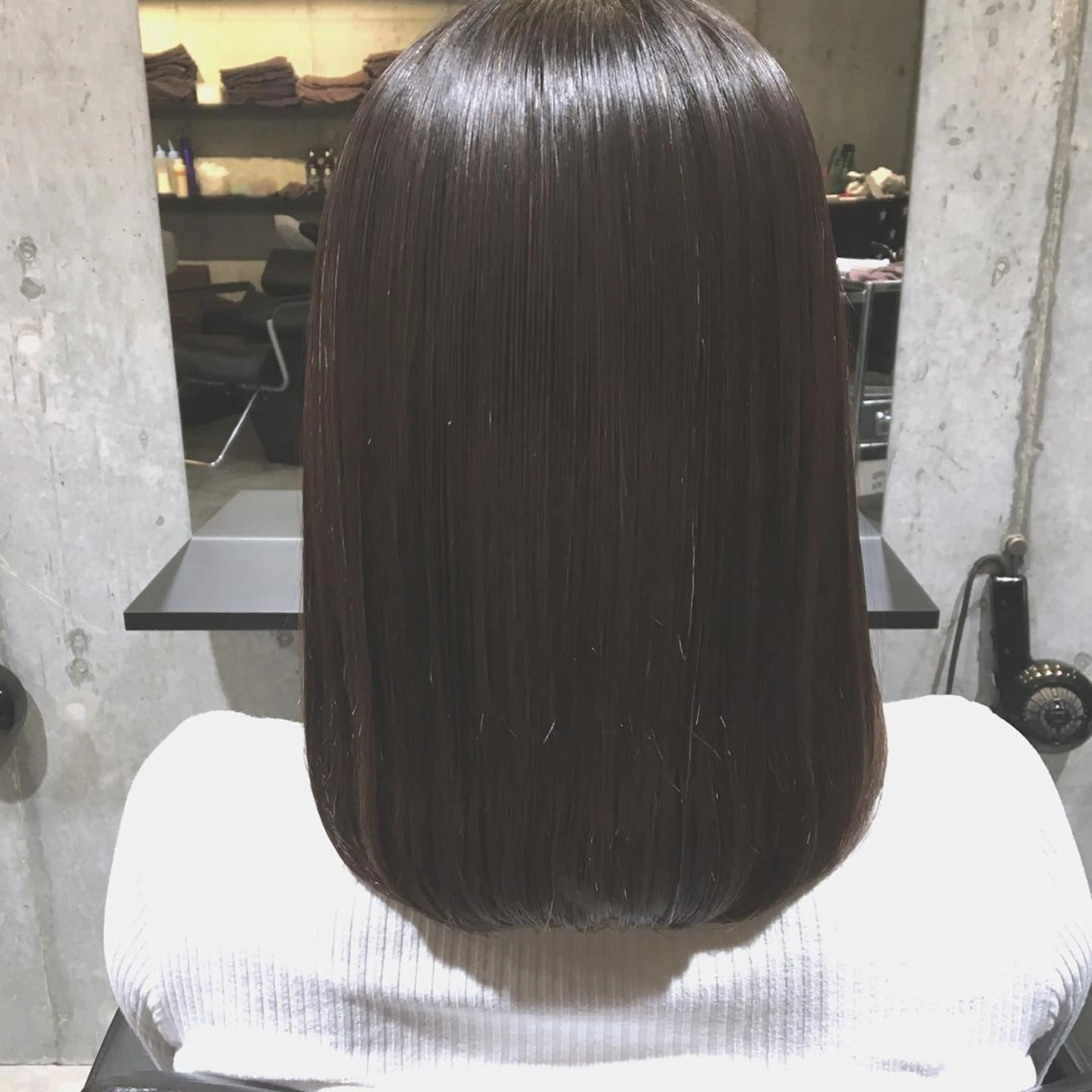 ミディアム カラー カット ヘアカラー トリートメント ✨髪質改善縮毛矯正✨ 宇田川修平のエステ・リラクイメージ