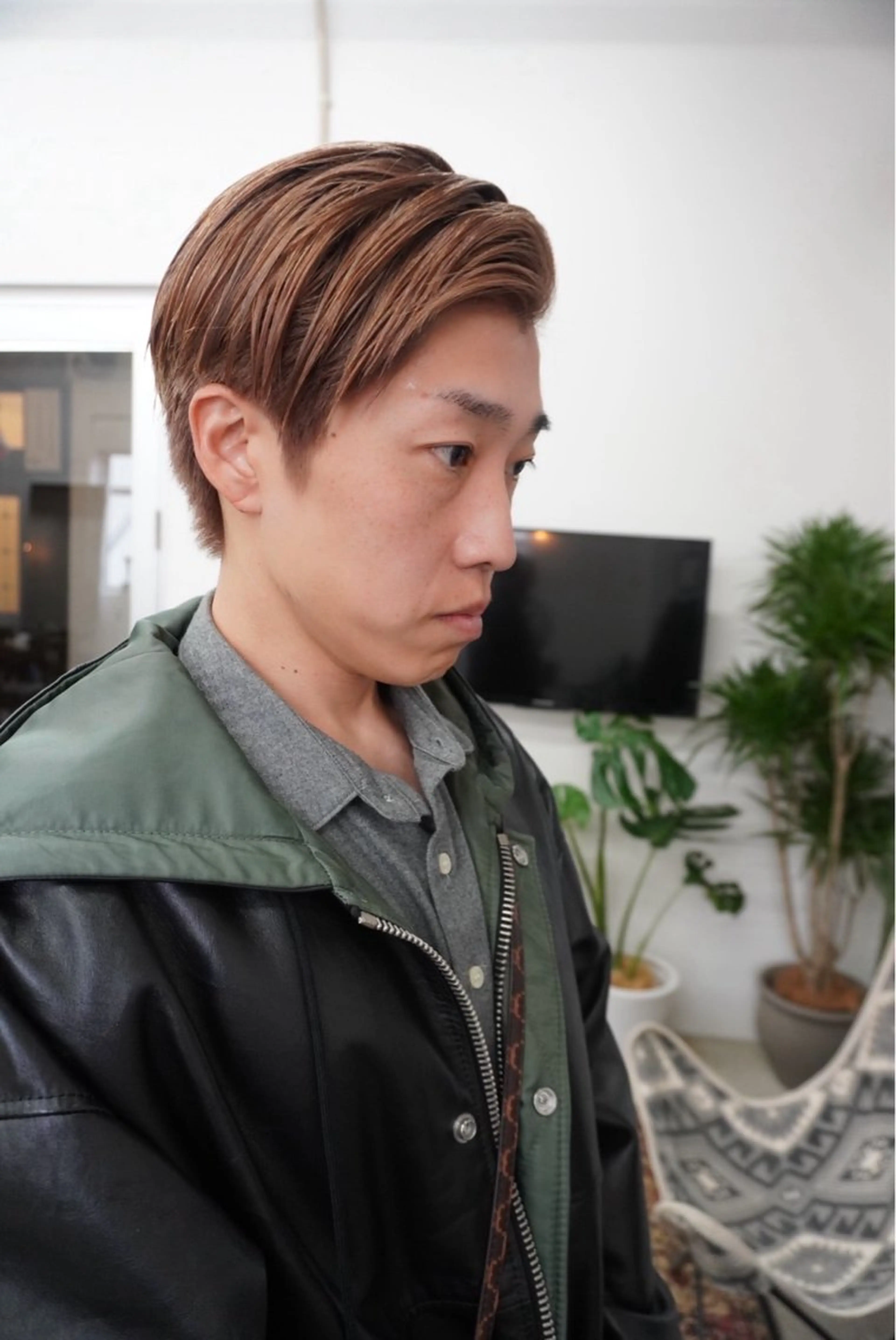 ミディアム カラー メンズ BOW【ボウ】所属・メンズパーマ/本町/ 心斎橋/Takumiのヘアスタイル