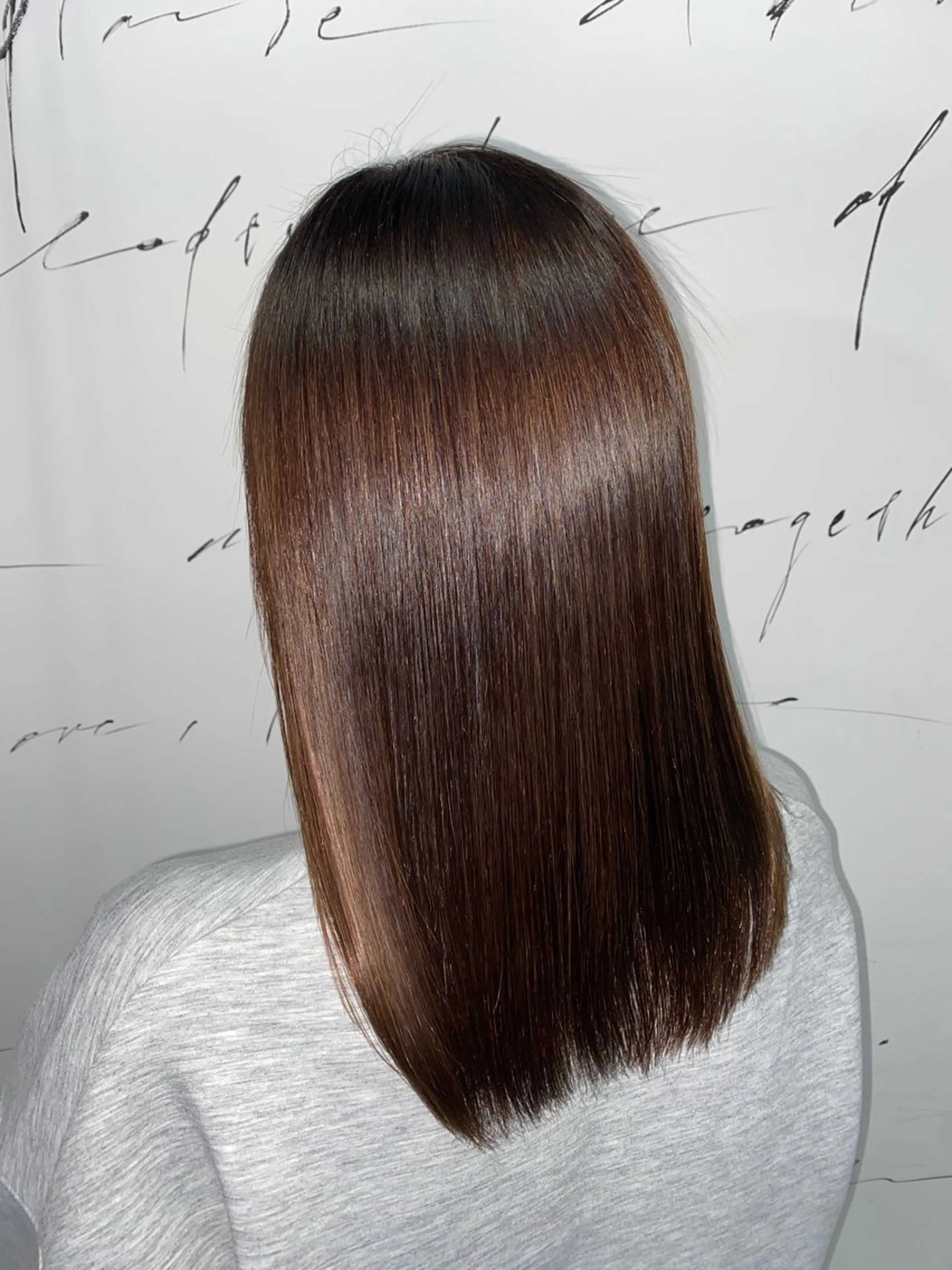 セミロング 髪質改善 佐藤 綾香のヘアスタイル