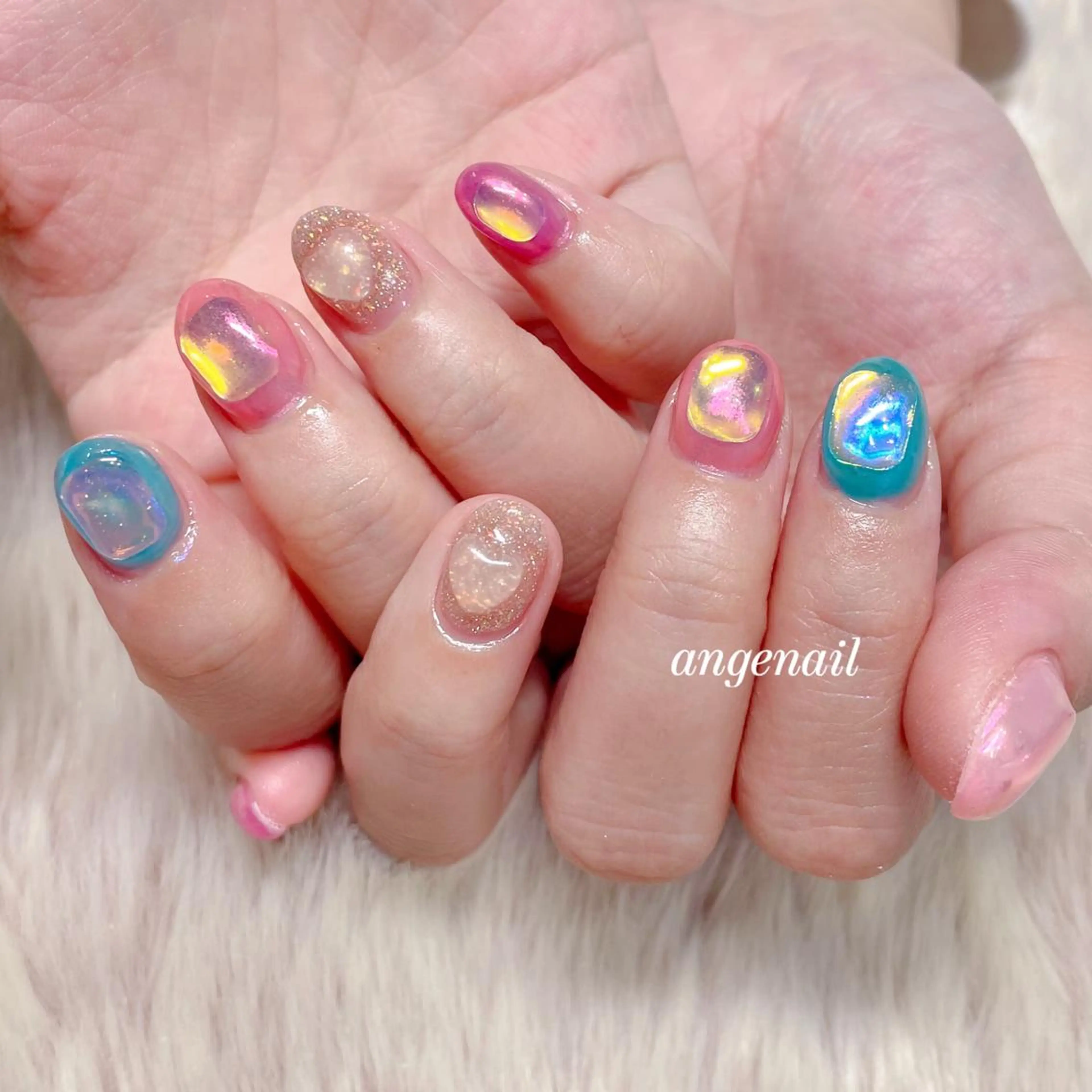 ネイル ハンドネイル オーナーネイリスト MAKIのネイルデザイン