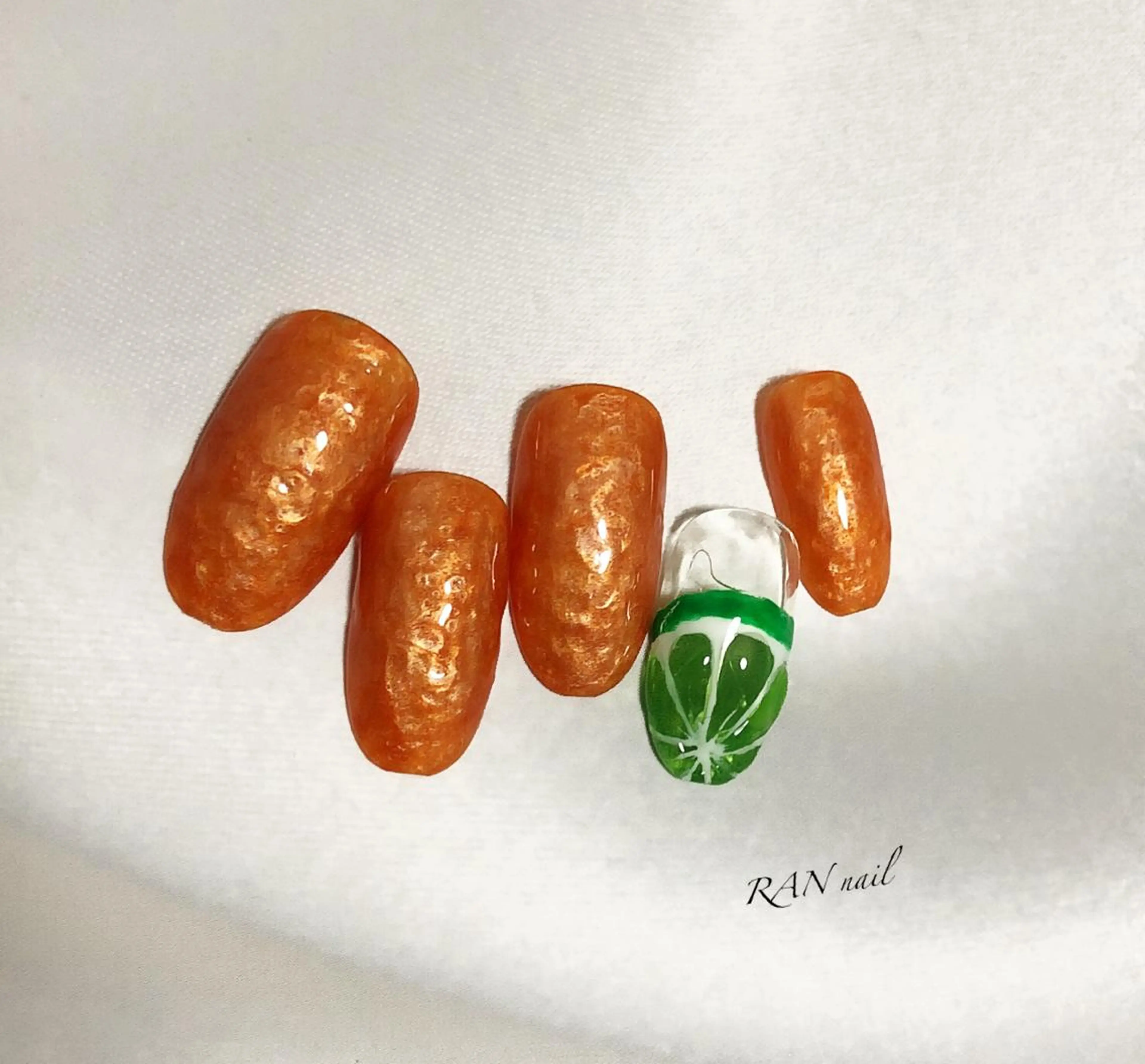 ネイル フットネイル オフィスネイル オレンジ 春ネイル 夏ネイル RAN nail 〜ランネイル〜所属・RAN nailのネイルデザイン
