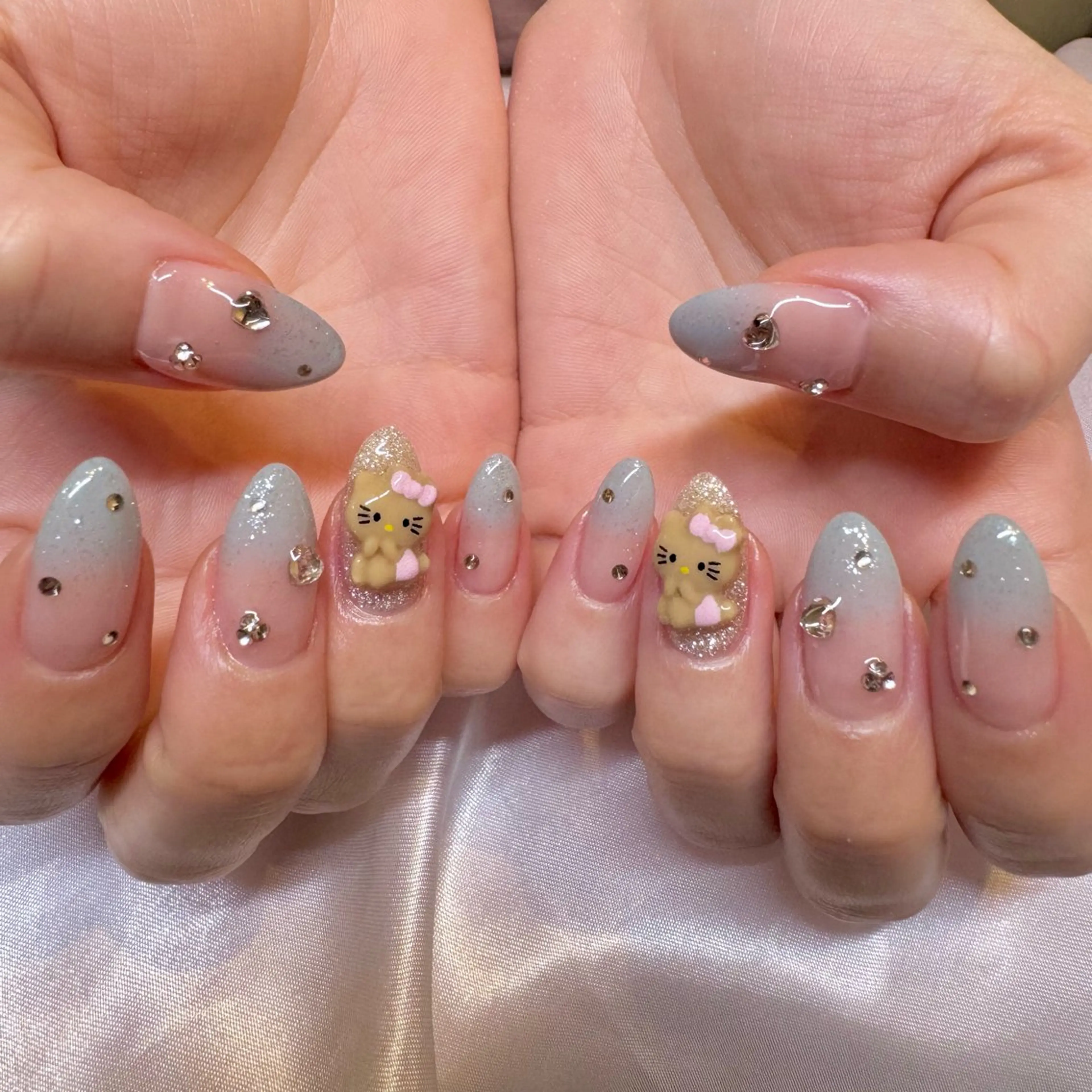 ネイル ハンドネイル nail salon e'mu💐のネイルデザイン