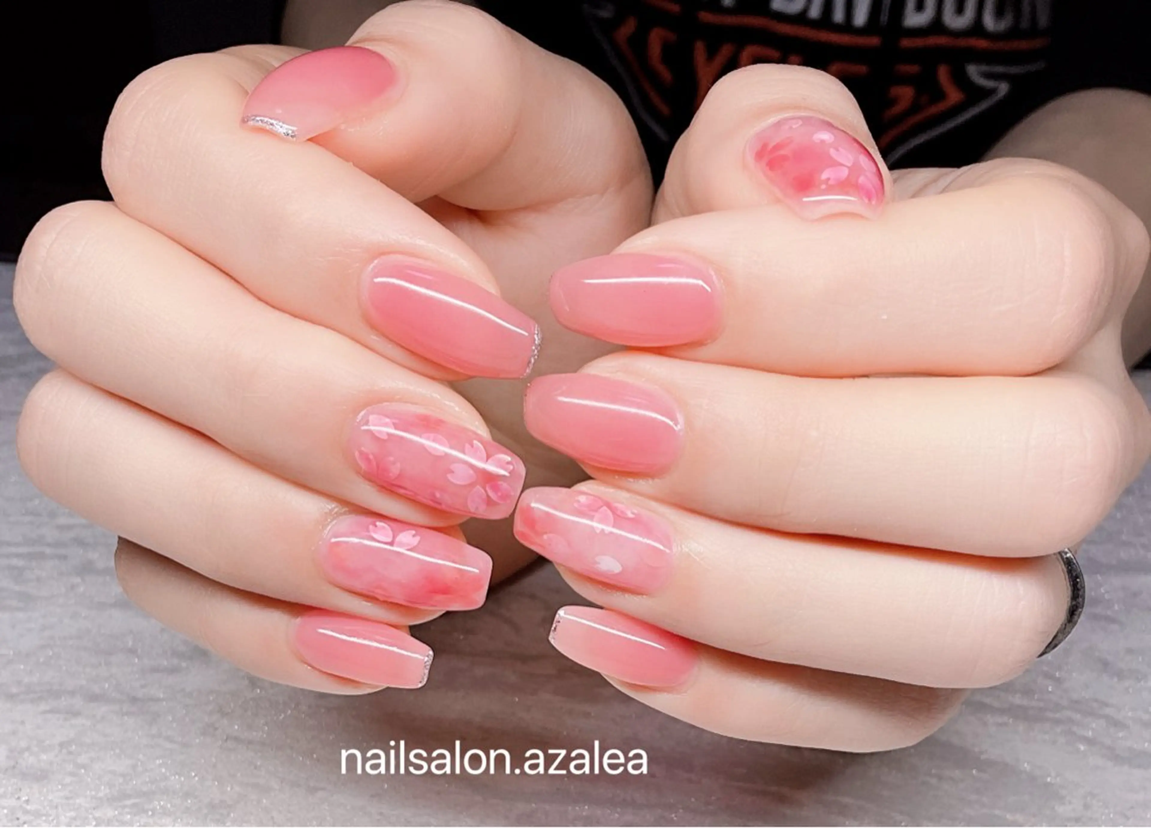 ネイル ハンドネイル R inのネイルデザイン