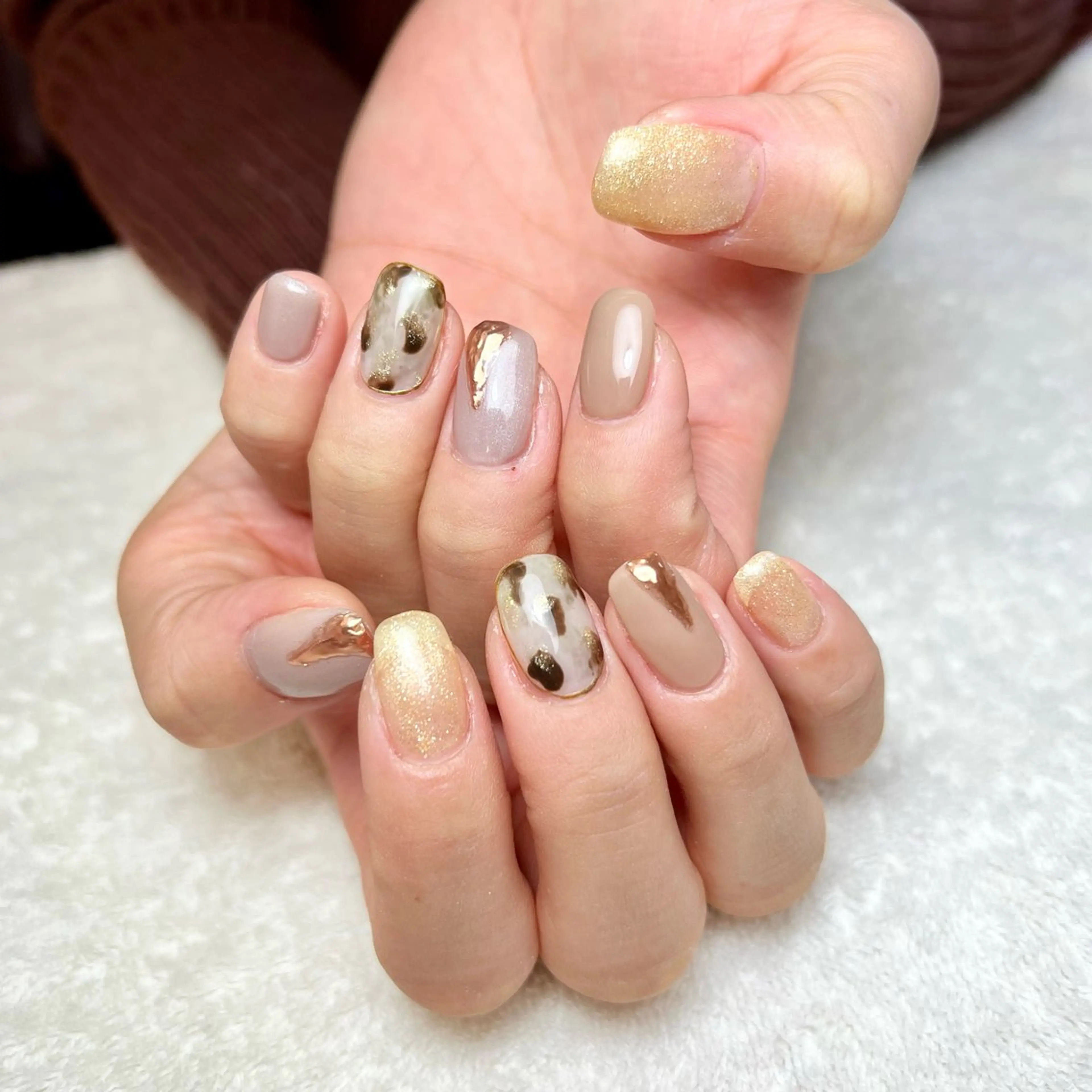 ネイル ミラーネイル 冬ネイル ハンドネイル COCO+所属・COCO +のエステ・リラクイメージ