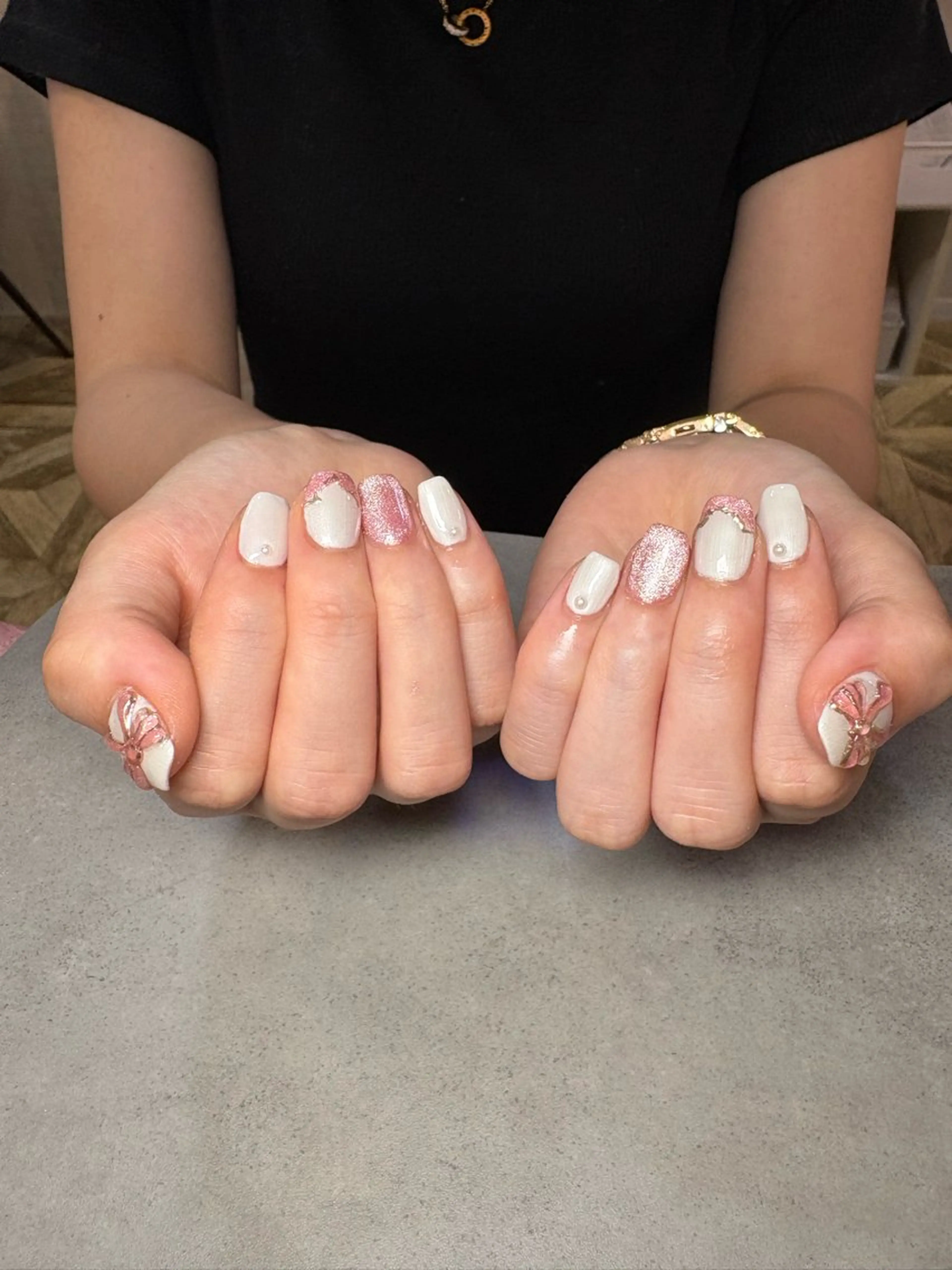 ネイル 三輪 彩美春のネイルデザイン