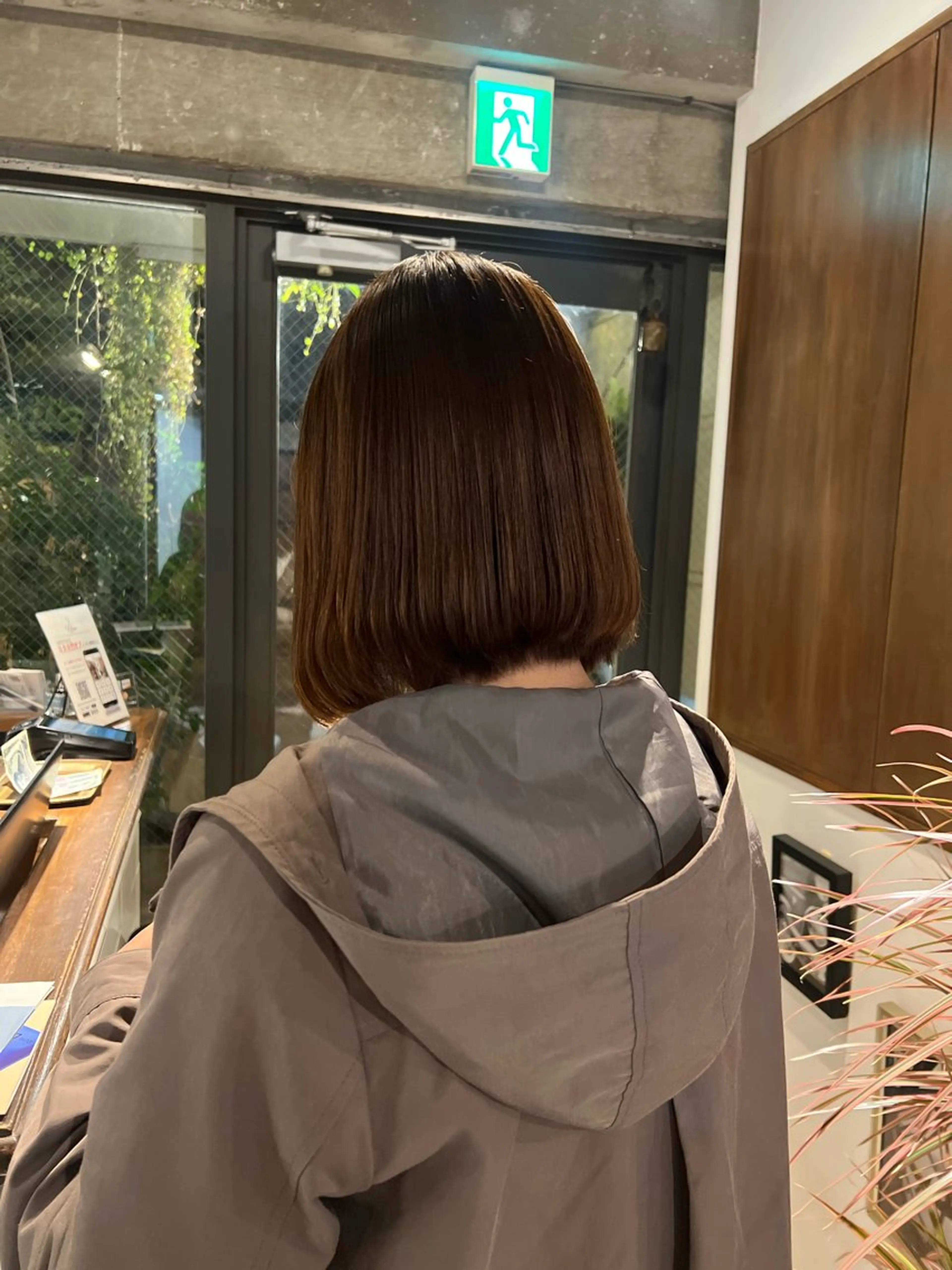 ミディアム 縮毛矯正 パーマ×透明感カラー MIOのヘアスタイル