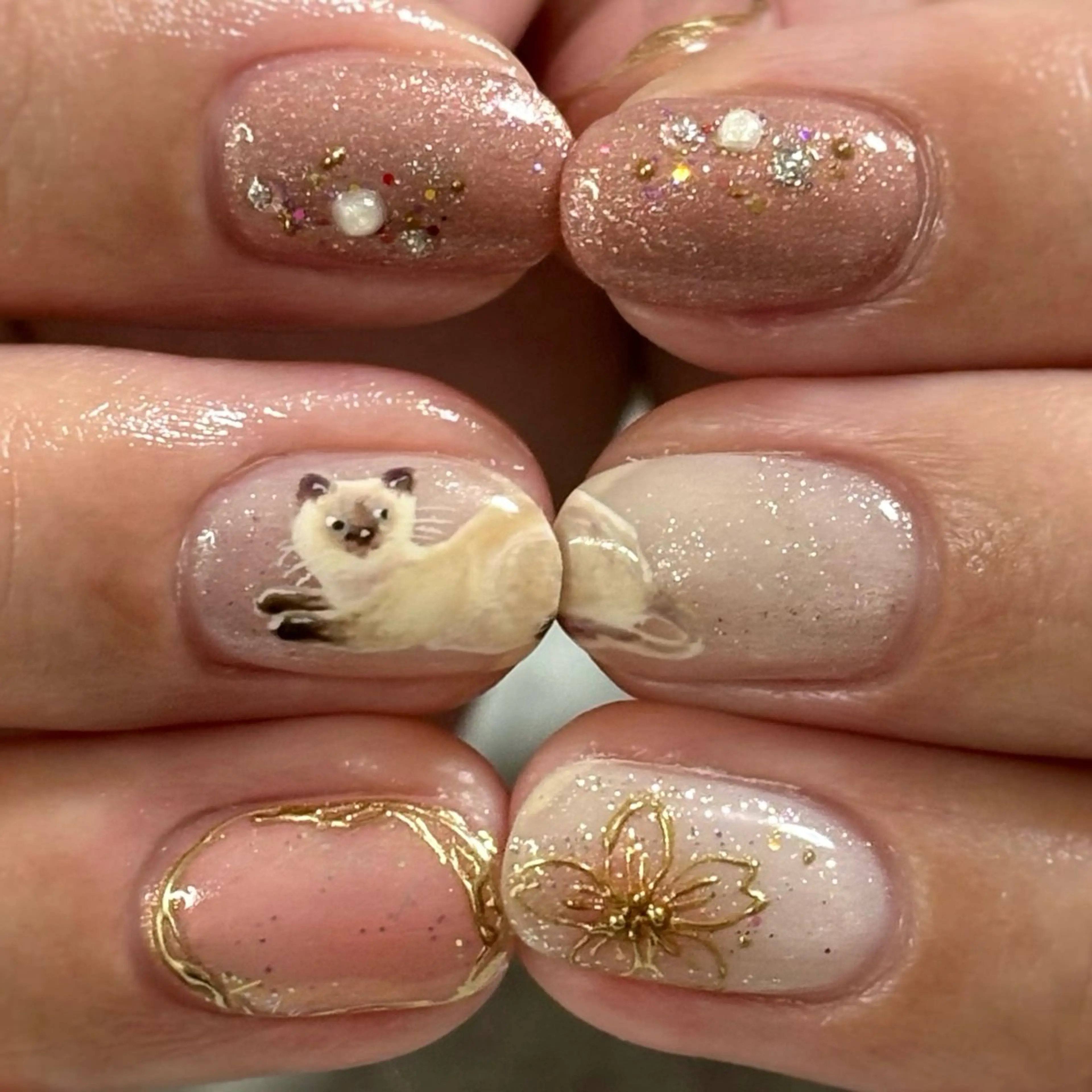 ネイル ハンドネイル FIORITURA Maikoのネイルデザイン