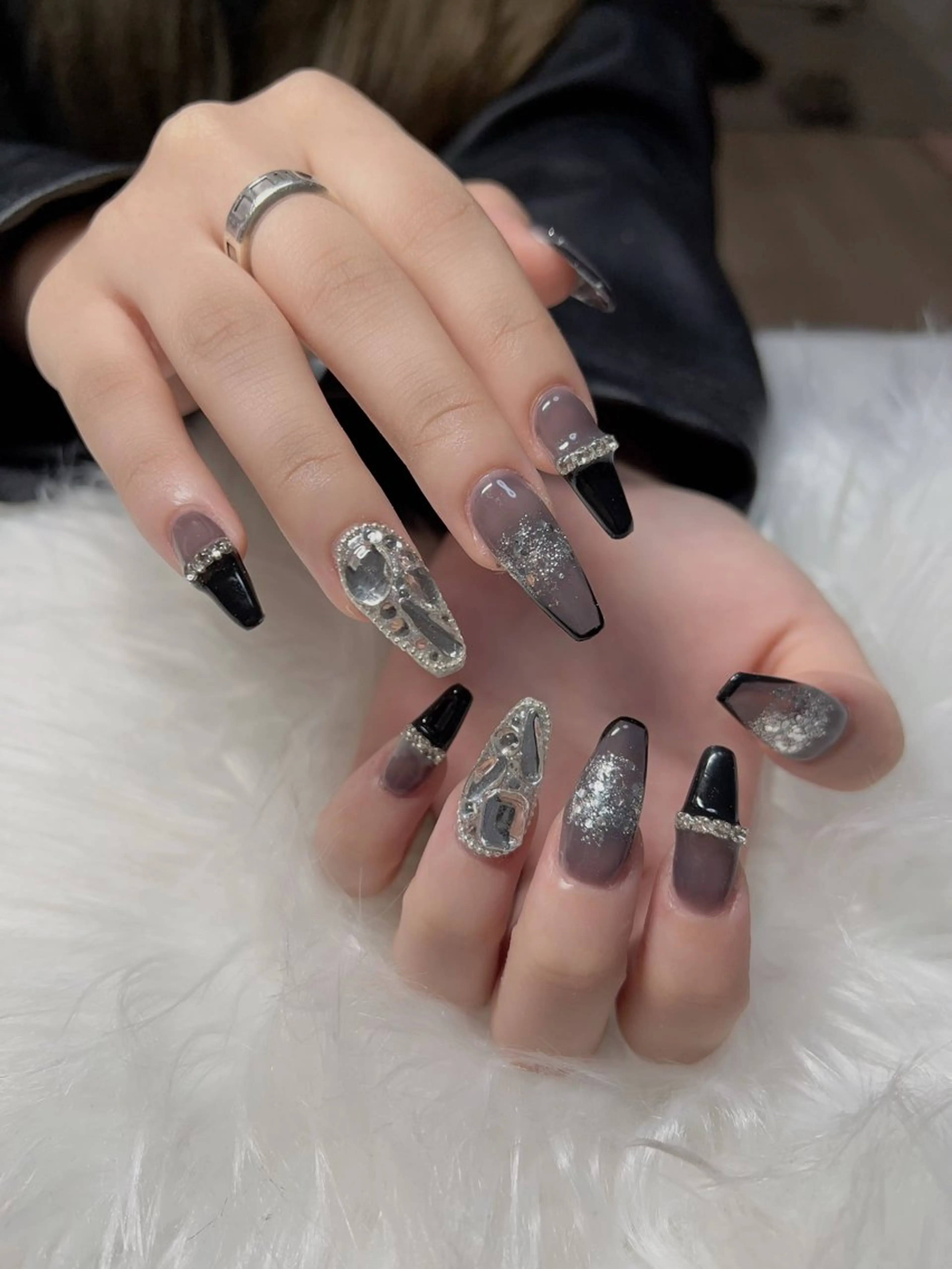 ネイル 💜MIYA nail川崎店のネイルデザイン