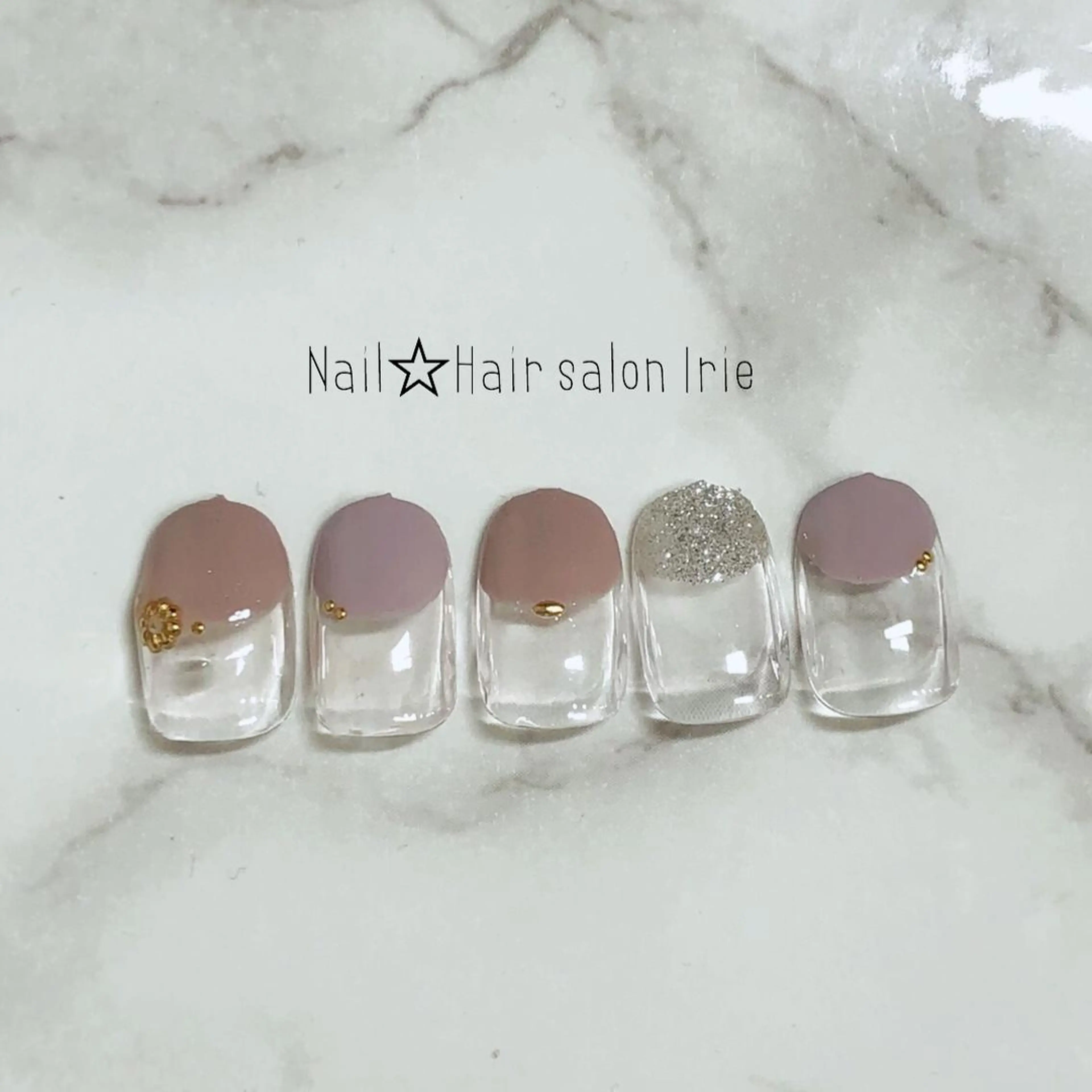 ネイル Hair salon Irie所属・與儀 知佳のネイルデザイン