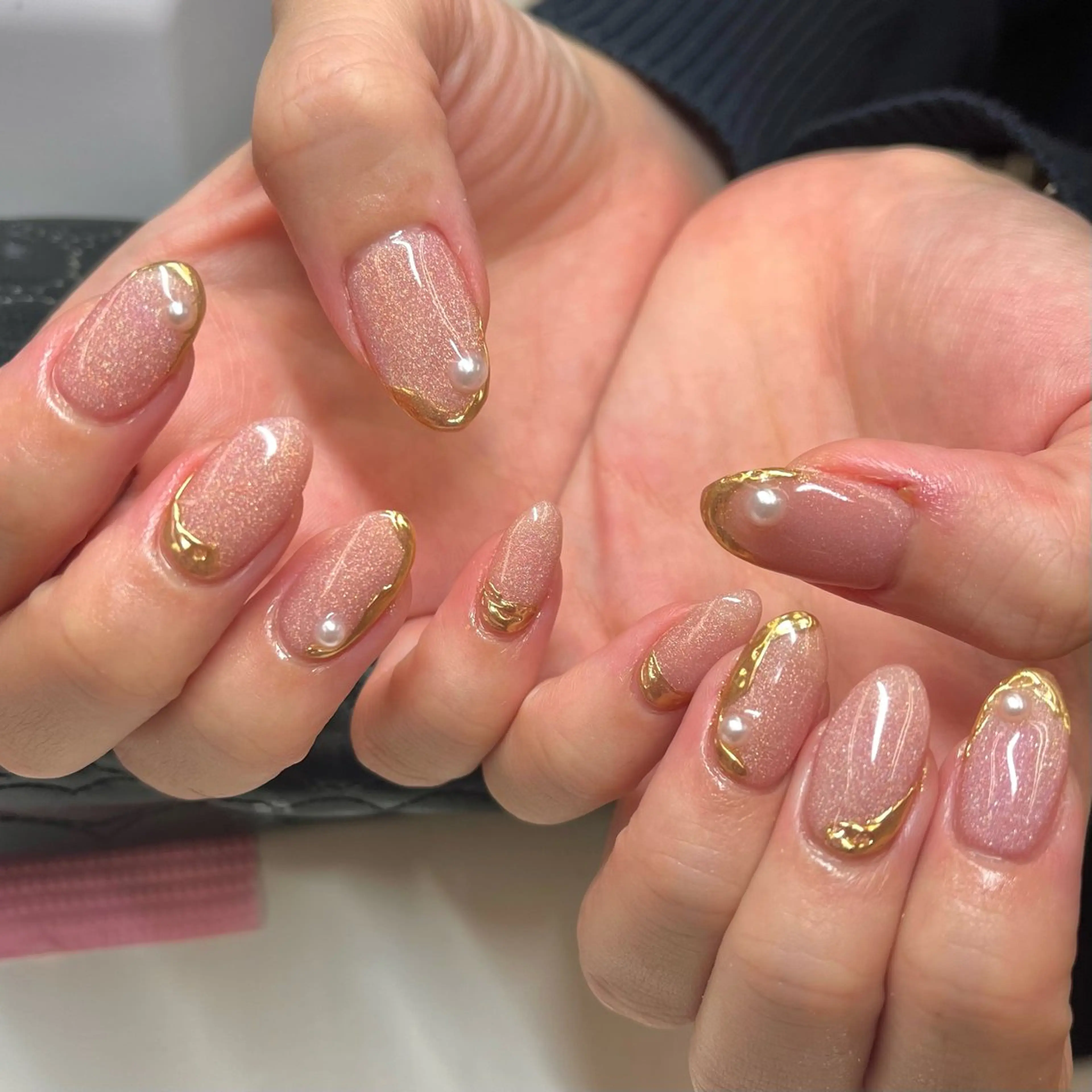 ネイル 長さ出し ジェルネイル マグネットネイル ミラーネイル ニュアンスネイル One’Ness所属・One’Ness Nana🤍のネイルデザイン