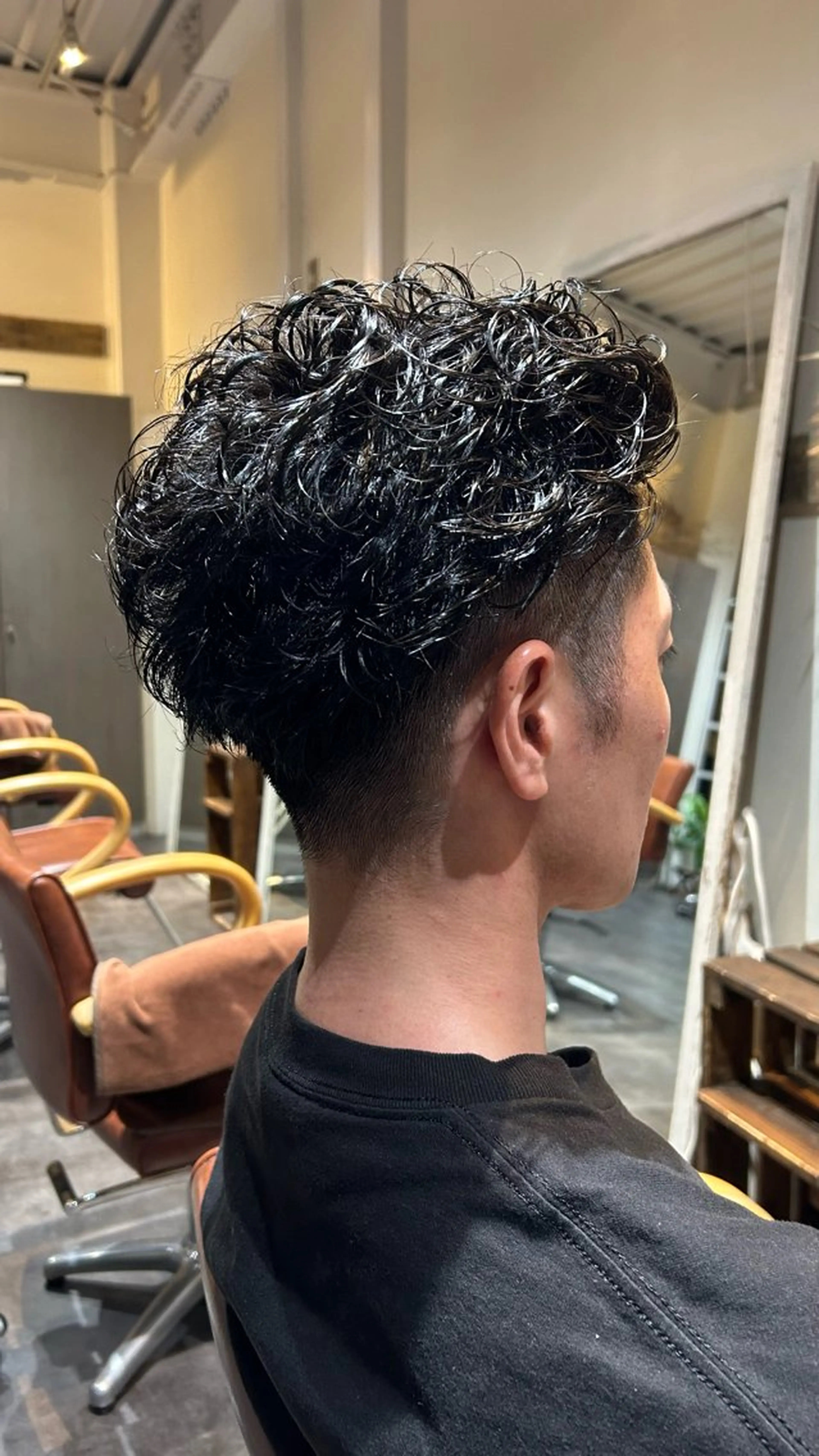 パーマ 佐伯 真奈のヘアスタイル