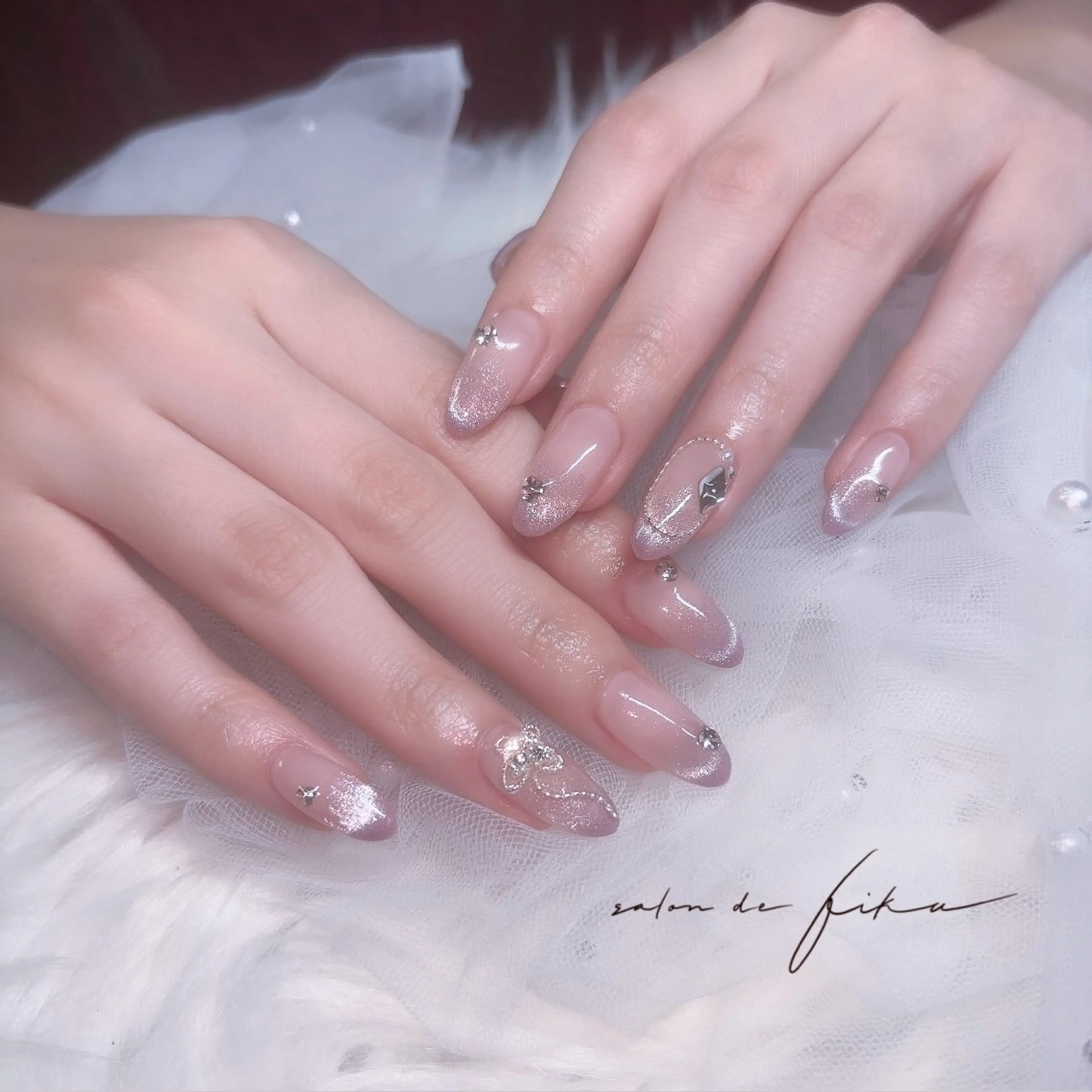 ネイル フレンチネイル マグネットネイル マグネットフレンチ ハンドネイル ayano 【パラジェル取扱店】のネイルデザイン