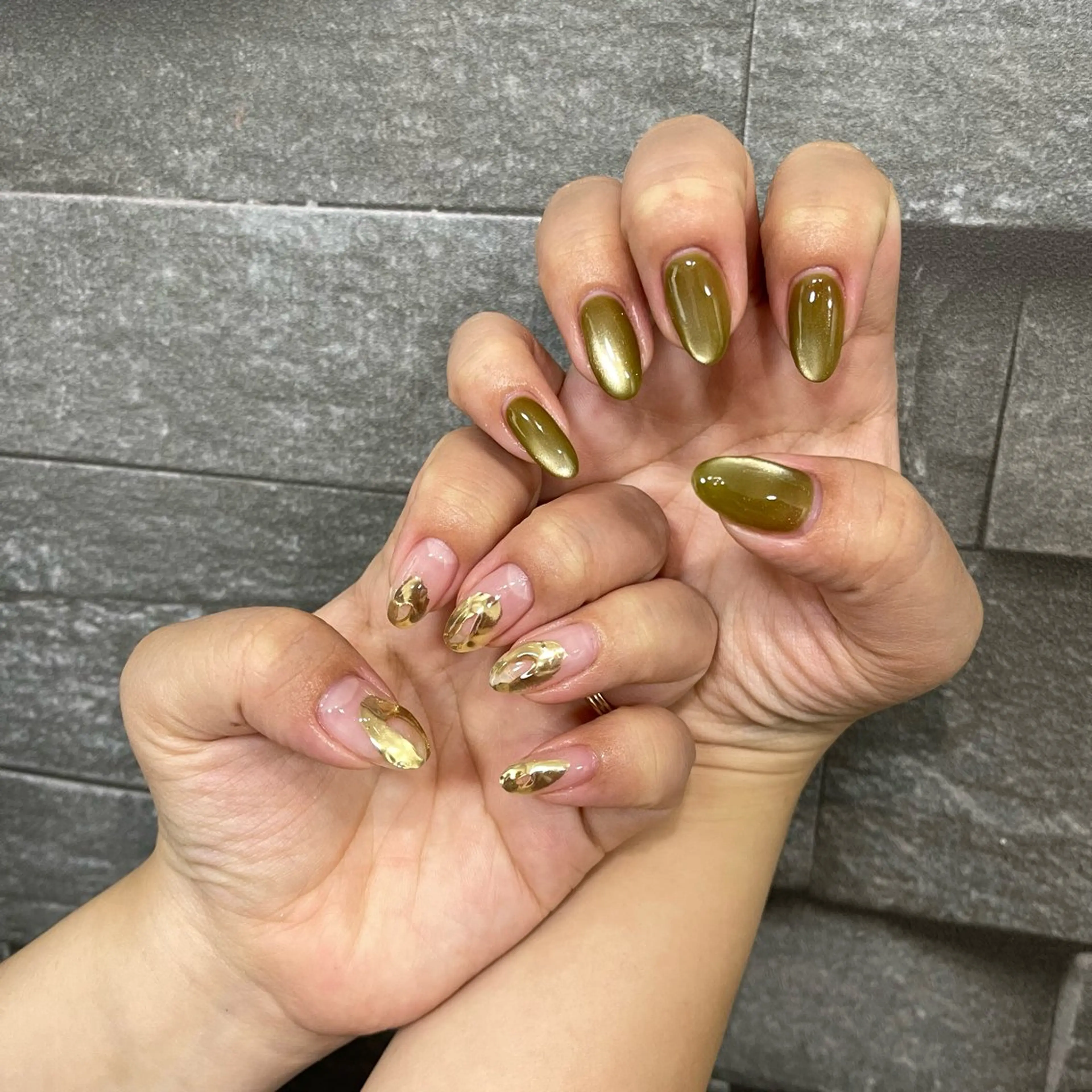 ネイル マグネットネイル マグネットワンカラー ミラーネイル ワンカラーネイル ネイルサロン Annieのネイルデザイン