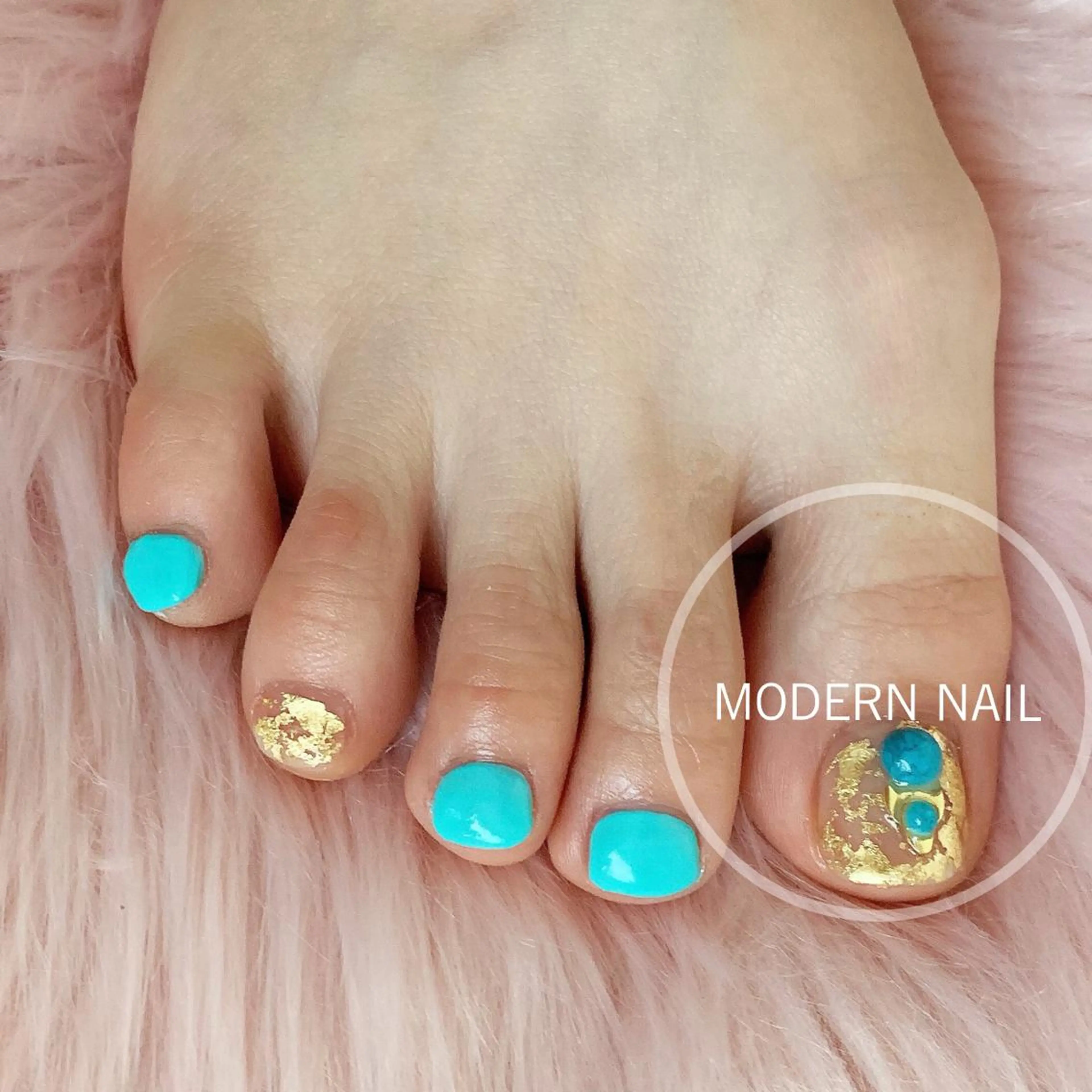 ネイル フットネイル 小川 玲奈のネイルデザイン