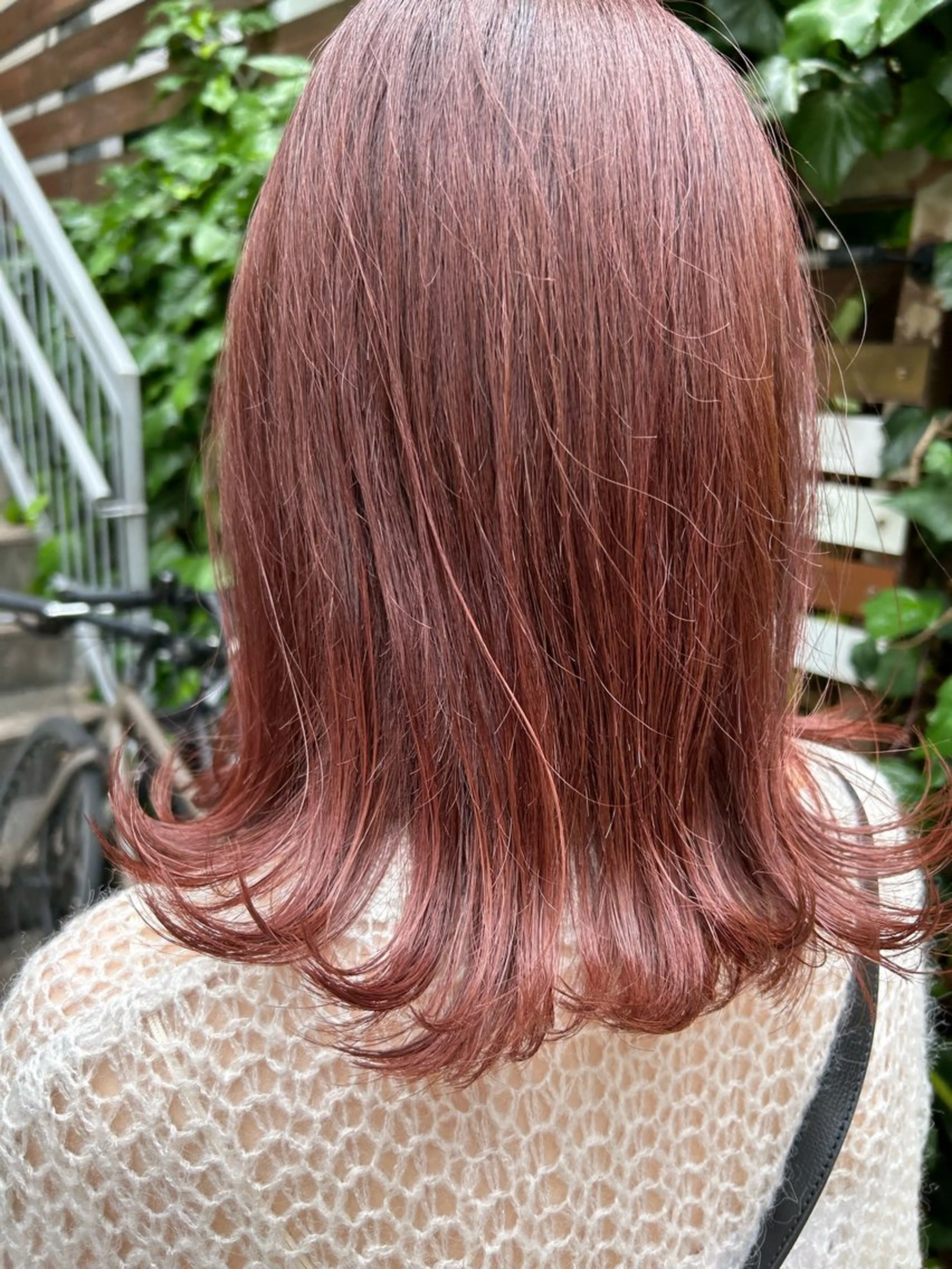 ミディアム カット ヘアカラー 🤍Nozomi/ オリーブカラー🌿のヘアスタイル