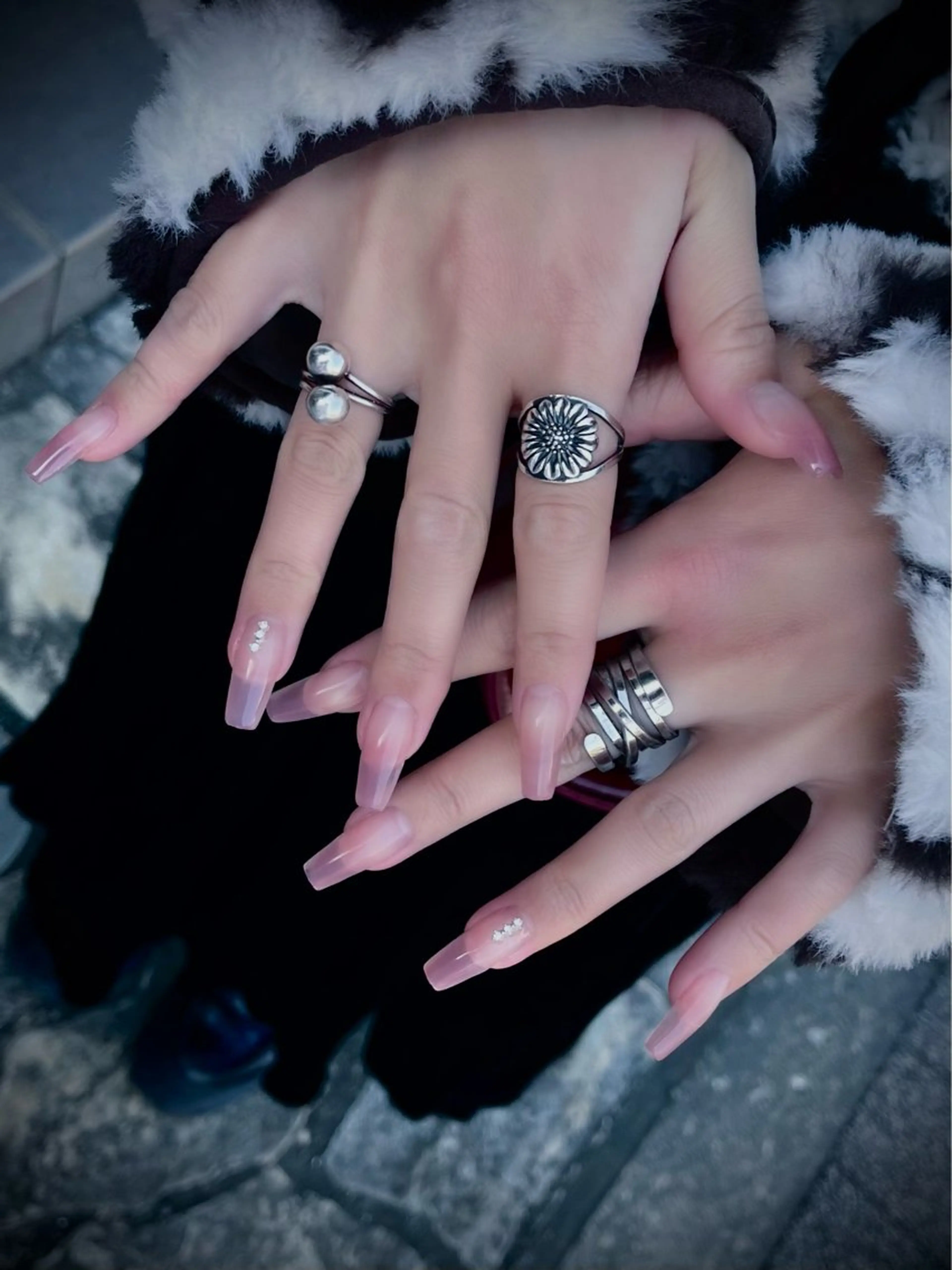 ネイル キラキラネイル マグネットネイル ワンカラーネイル スカルプネイル ワンホンネイル nine.🦋 YUKOのネイルデザイン