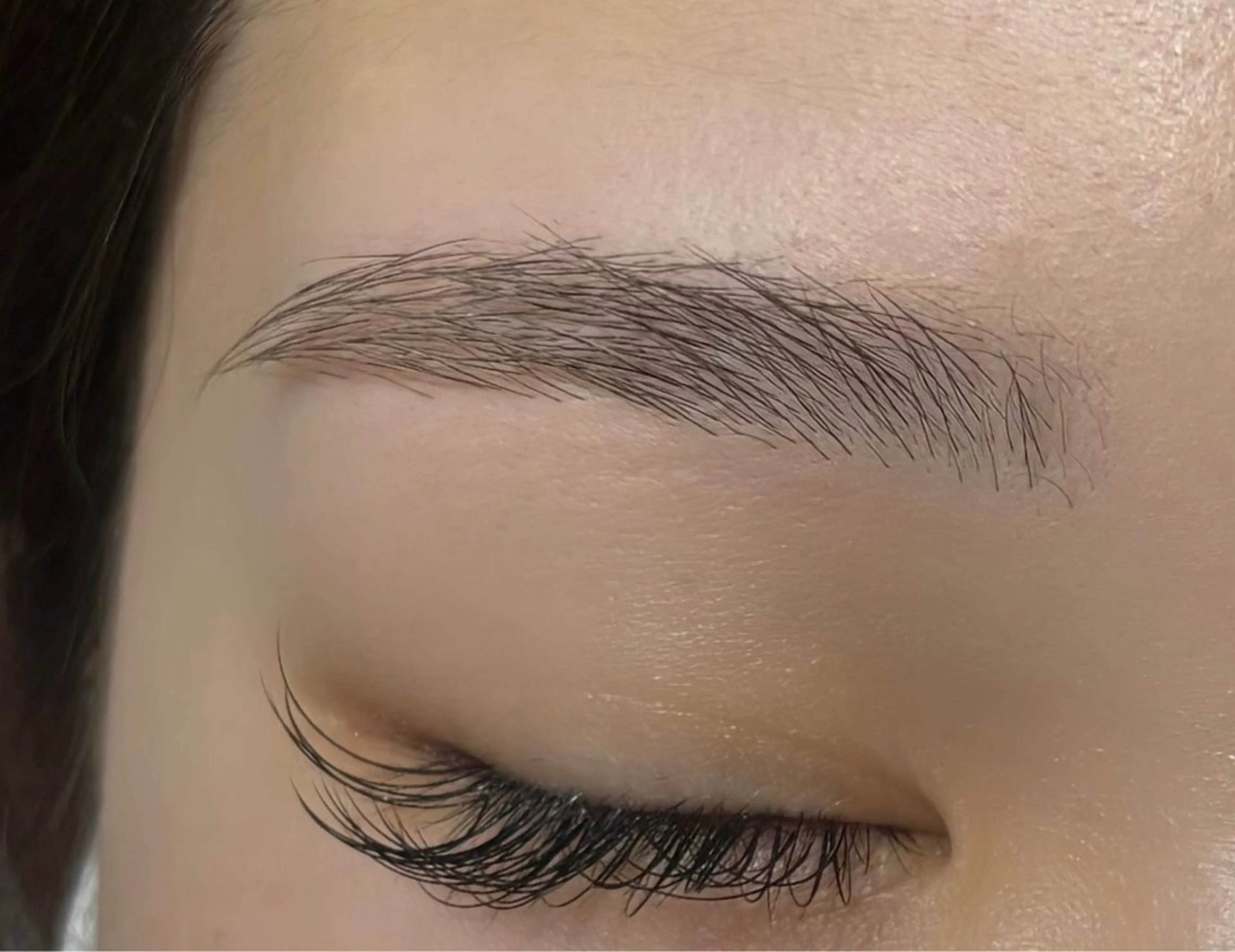 アイブロウ Lily NANAのマツエク・マツパデザイン