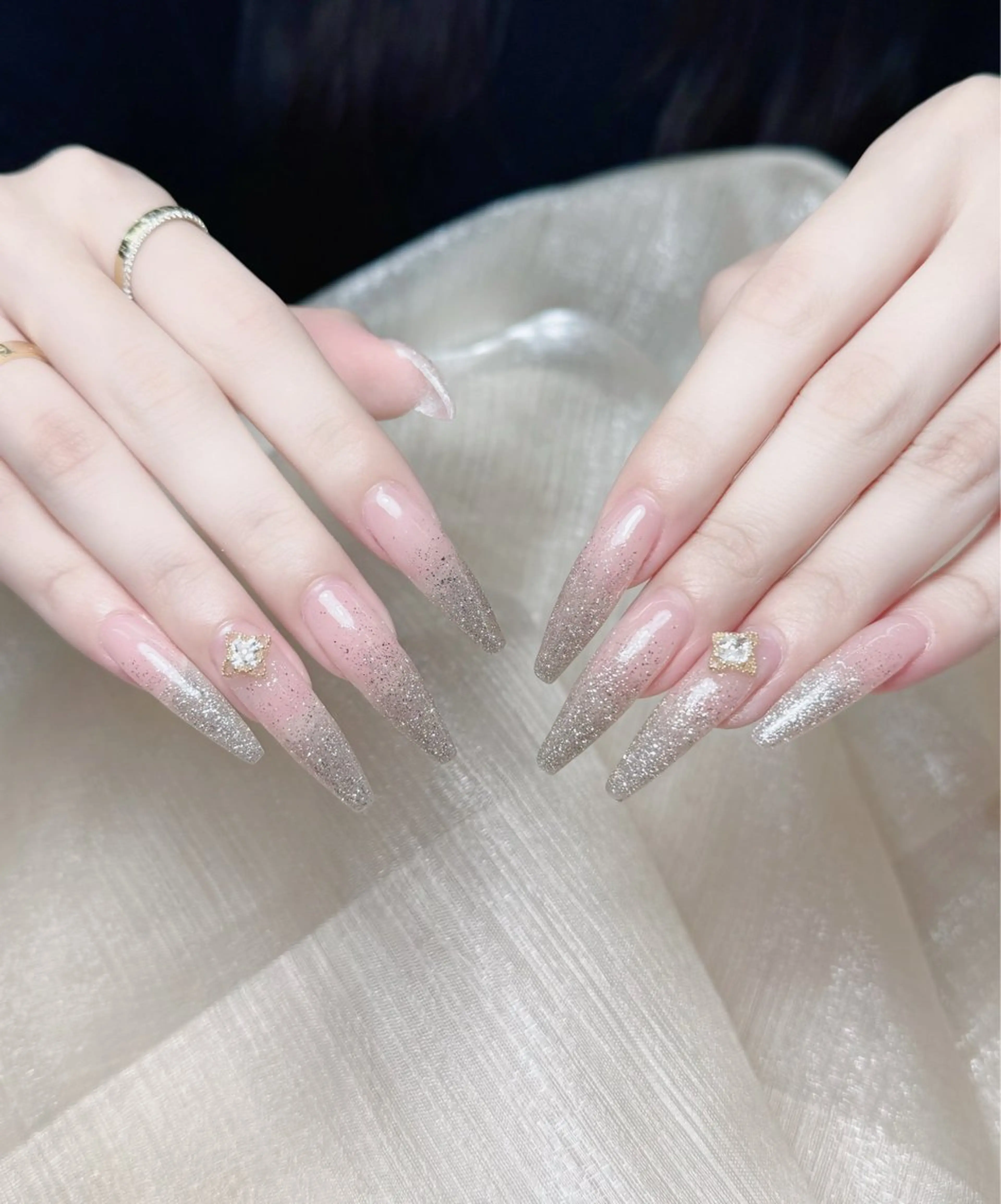 ネイル ハンドネイル いちご chan novaのネイルデザイン