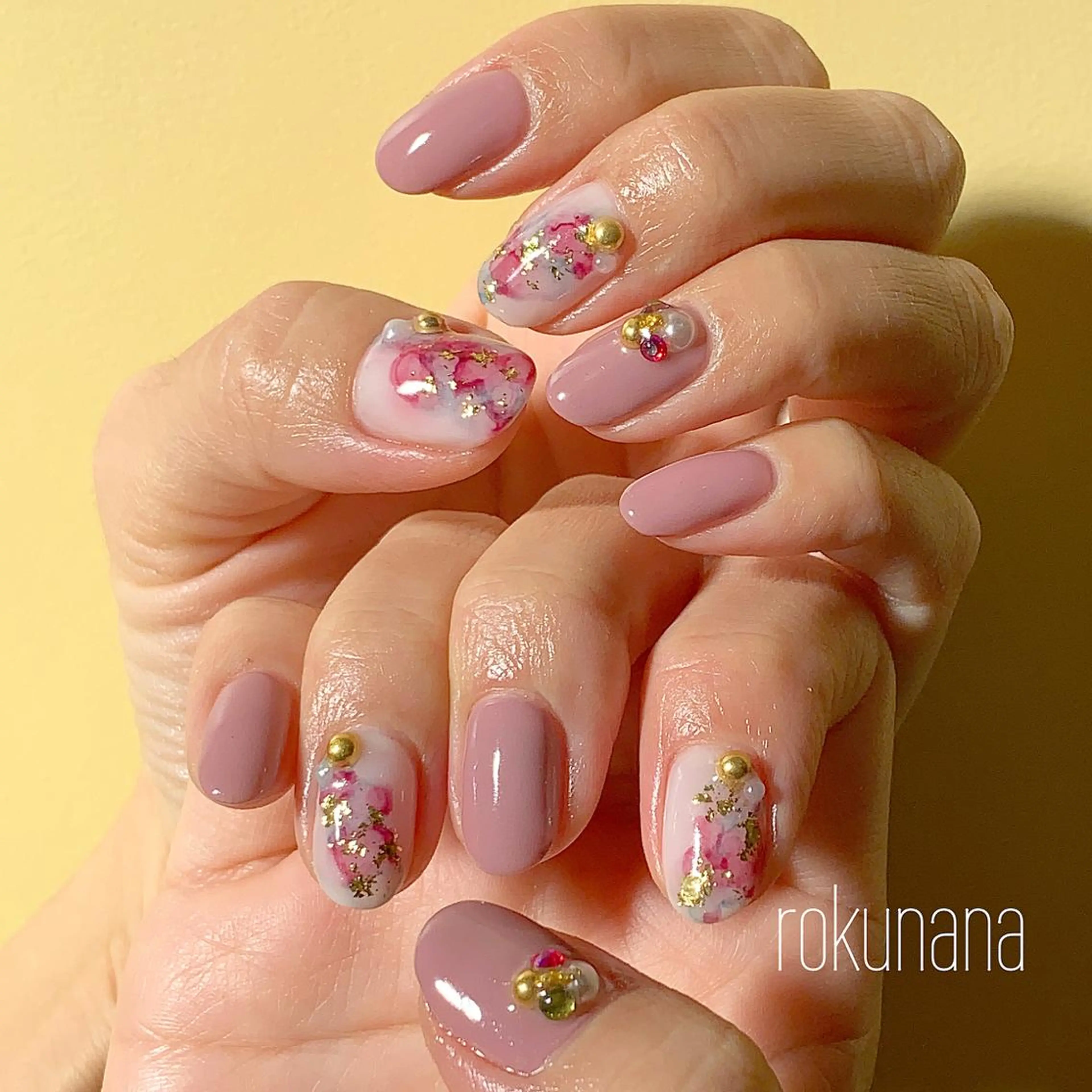 ネイル rokunana 佐野のネイルデザイン