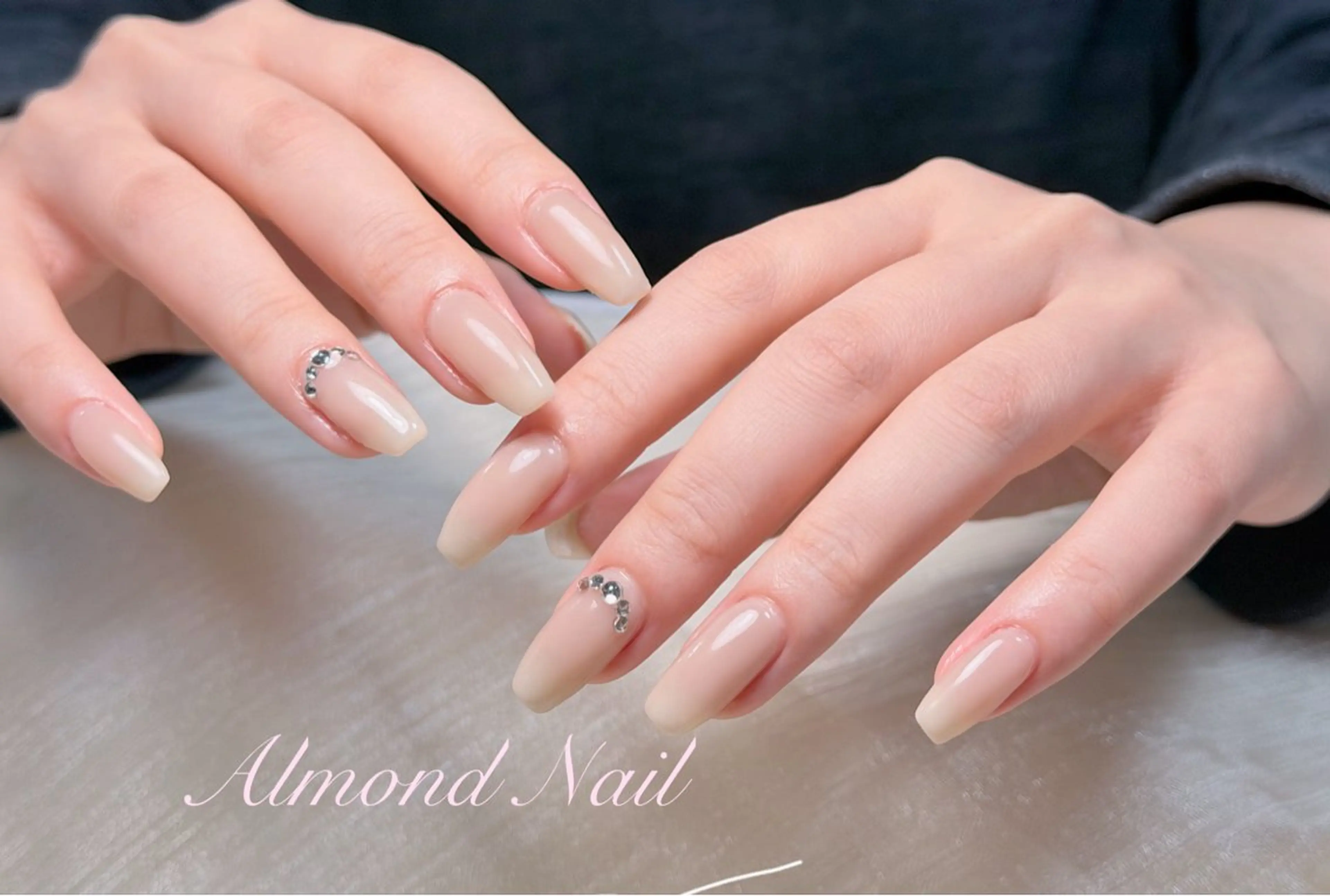 ネイル Almond Nail 亀戸のネイルデザイン