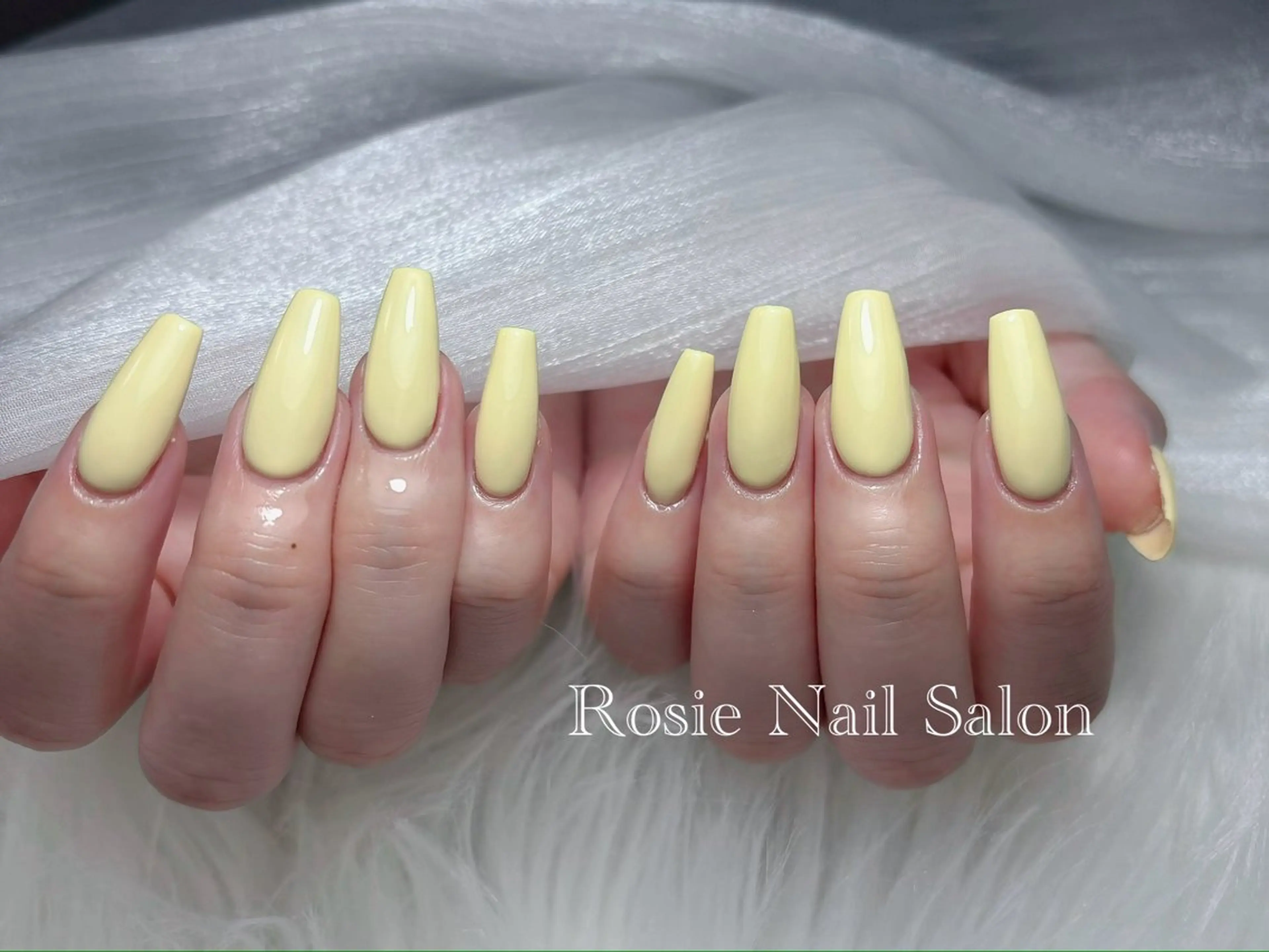 ロング ハンドネイル ハンドケア Rosie Nail サロン南越谷のネイルデザイン