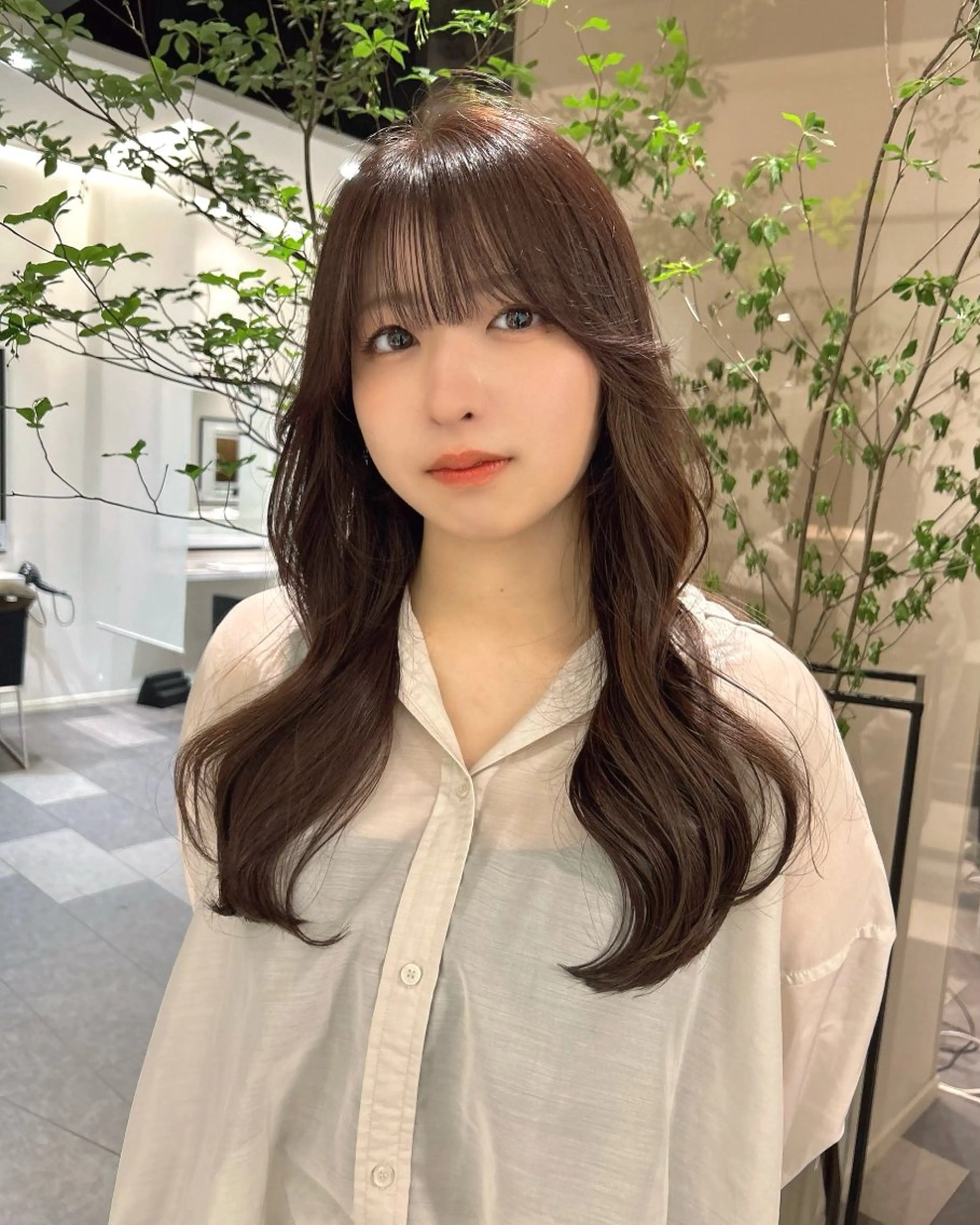 ロング カラー ベージュカラー ブリーチ グレージュ ラベンダーカラー ラベンダーグレージュ カット ヘアカラー トリートメント 美髪矯正/ 伊藤 更のヘアスタイル