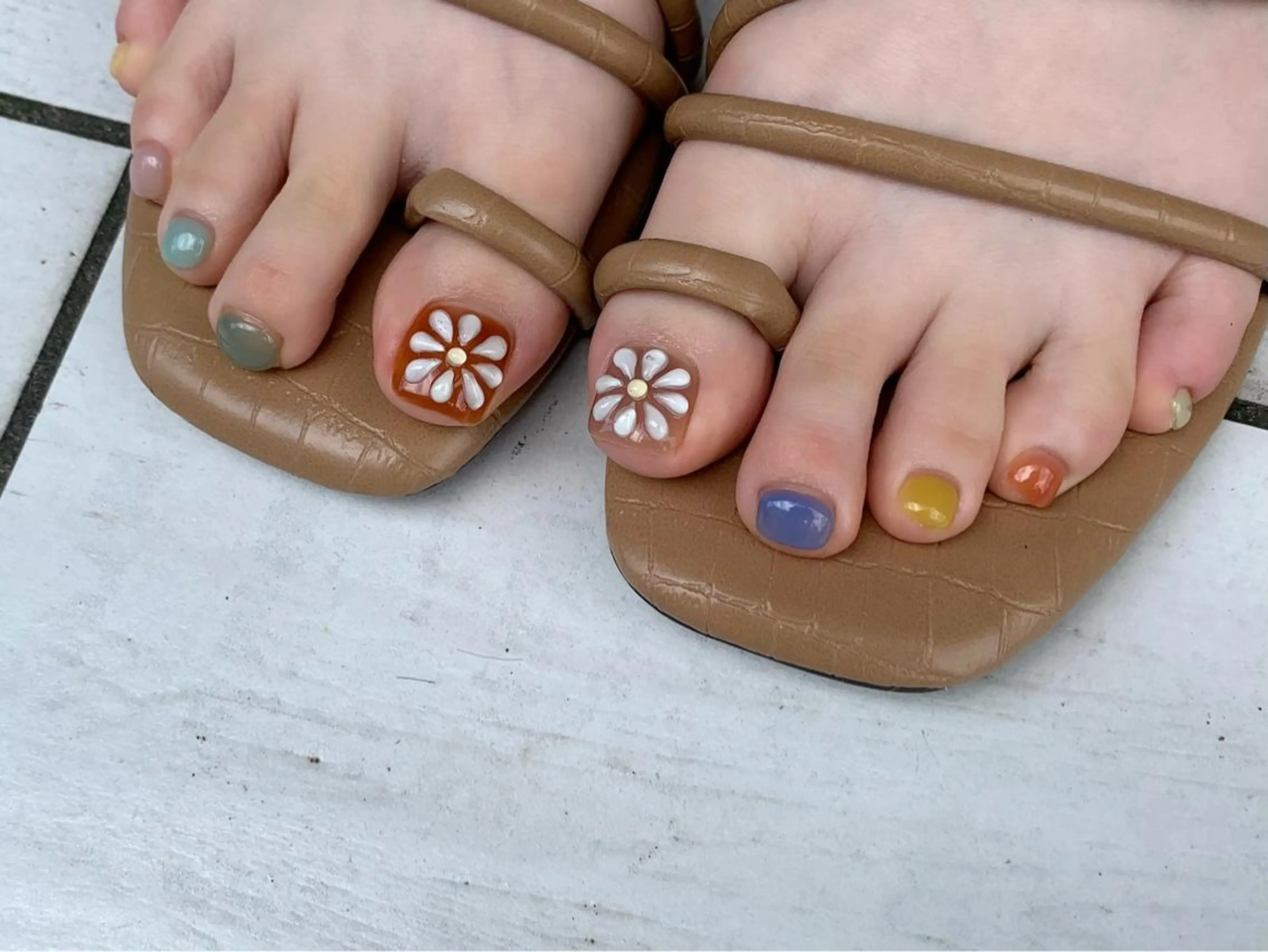 ネイル ぷっくりネイル 鈴木 まゆのネイルデザイン