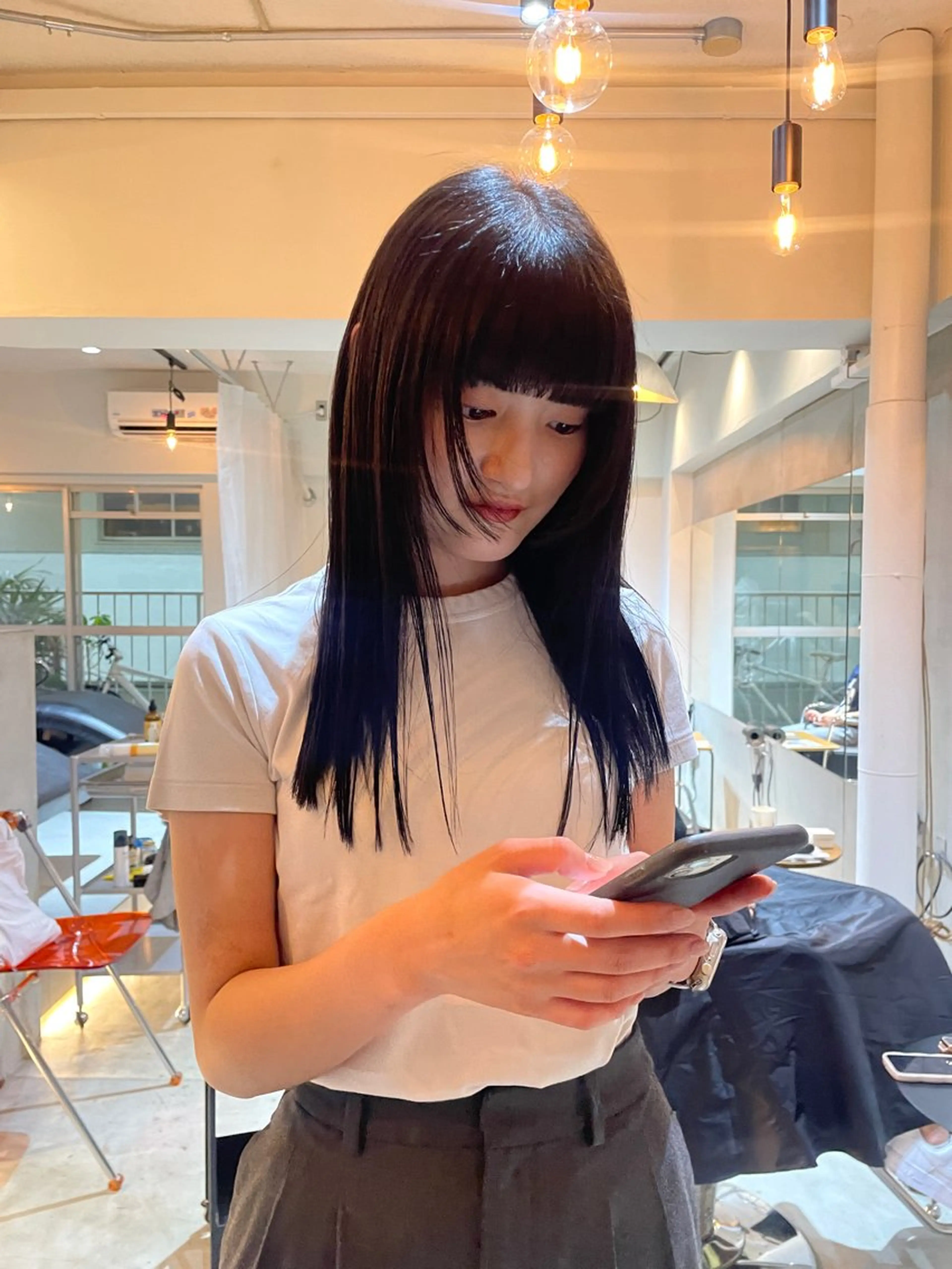 ミディアム カラー カット miyu ハイトーン/レイヤーのヘアスタイル