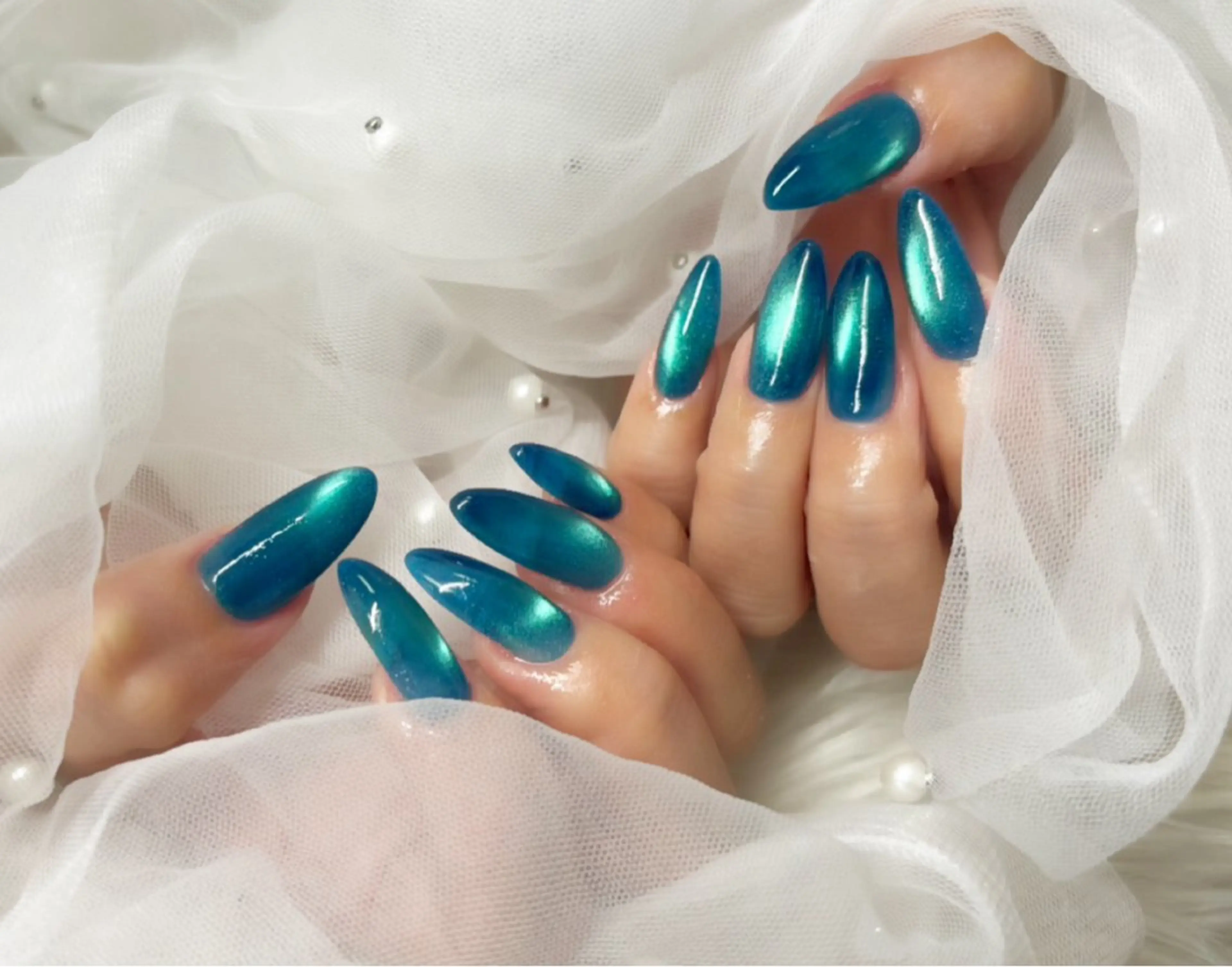 ネイル マグネットネイル 小川 早紀のネイルデザイン