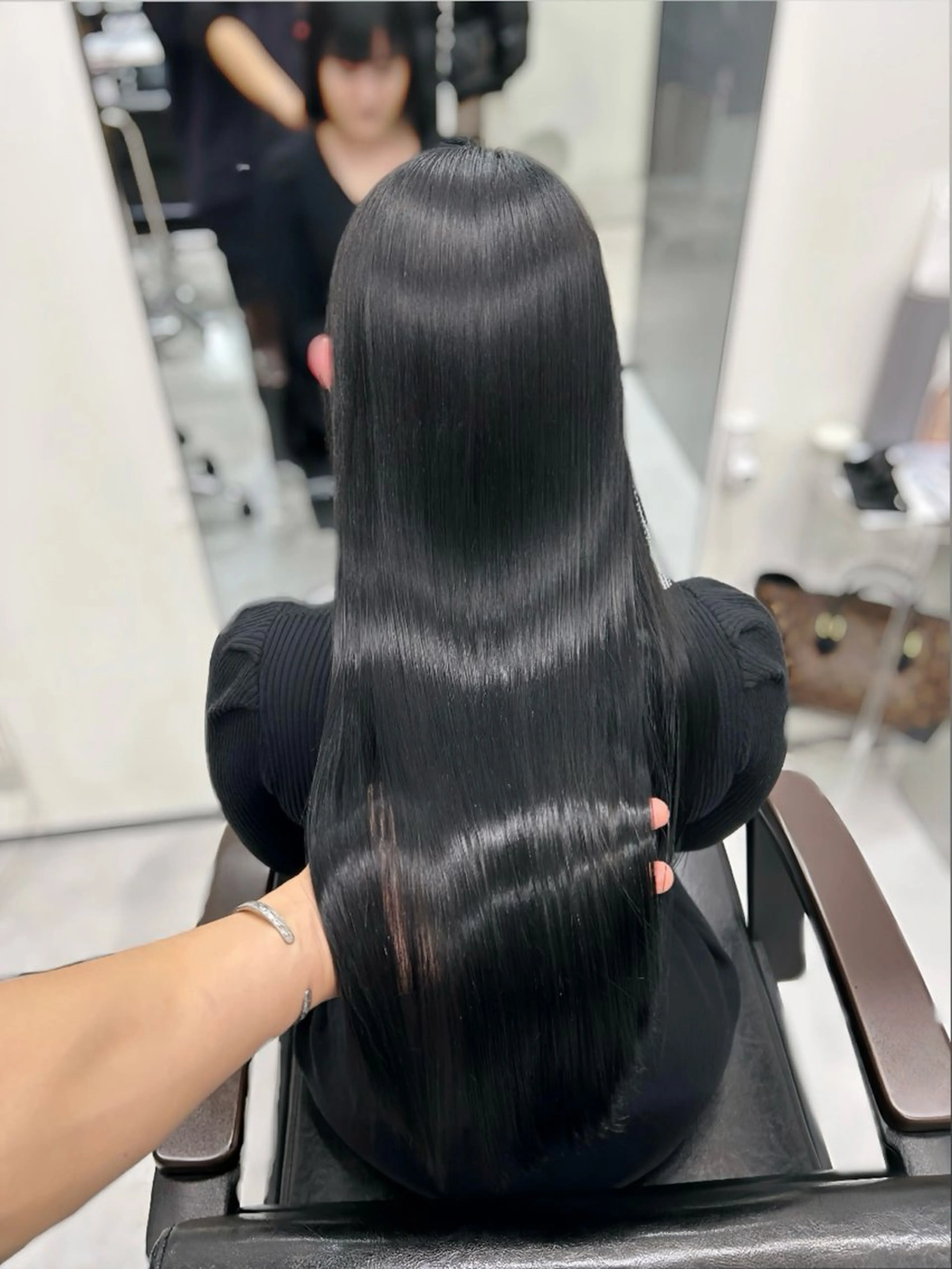 ロング カット 縮毛矯正 トリートメント LOMKH所属・シールエクステ/ レイヤー/タツヤのヘアスタイル