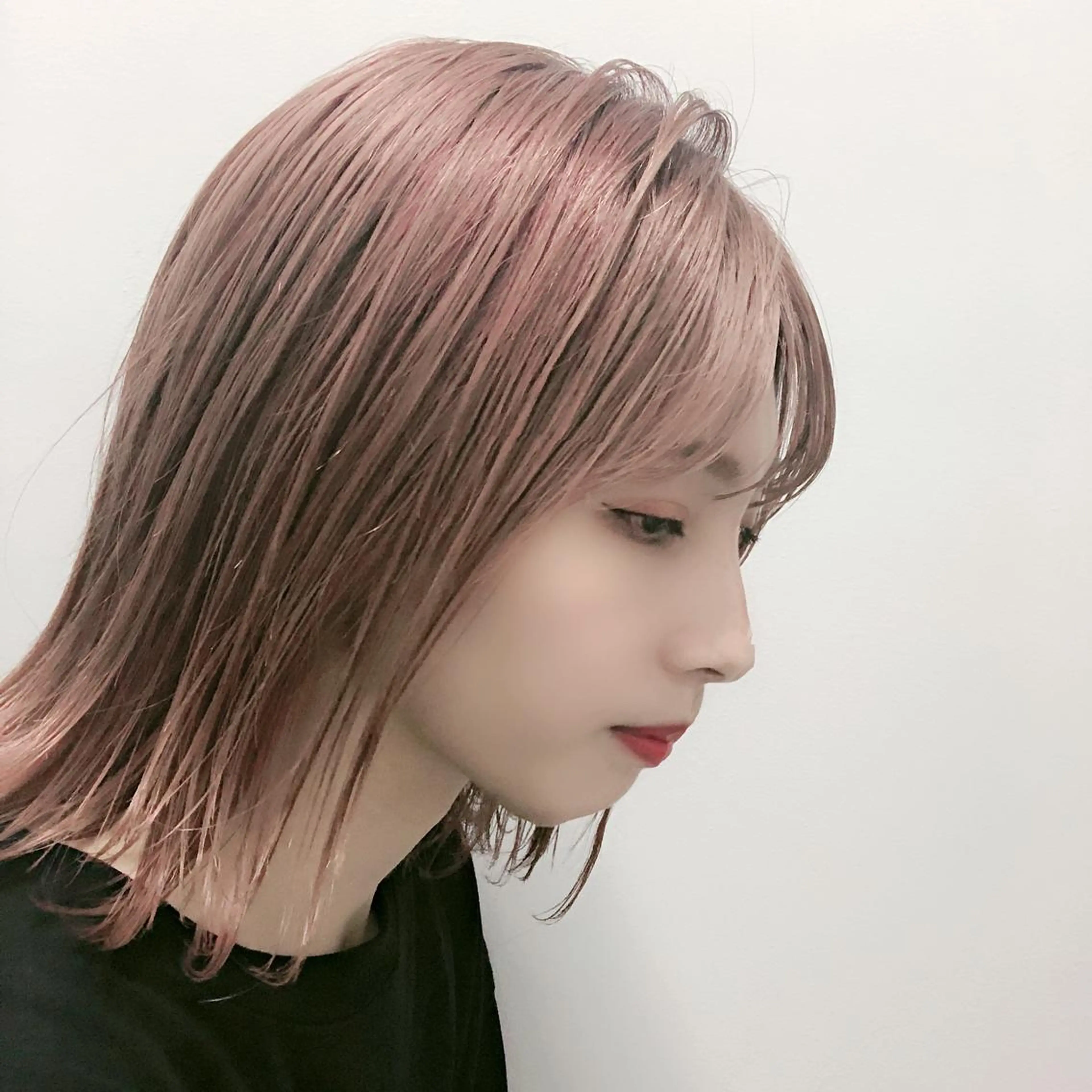 ミディアム カラー パーマ ヘアアレンジ メンズ キッズ ネイル マツエク・マツパ ヘアカラー トリートメント ヘアセット 韓国/トレンド レイヤー【101】のヘアスタイル