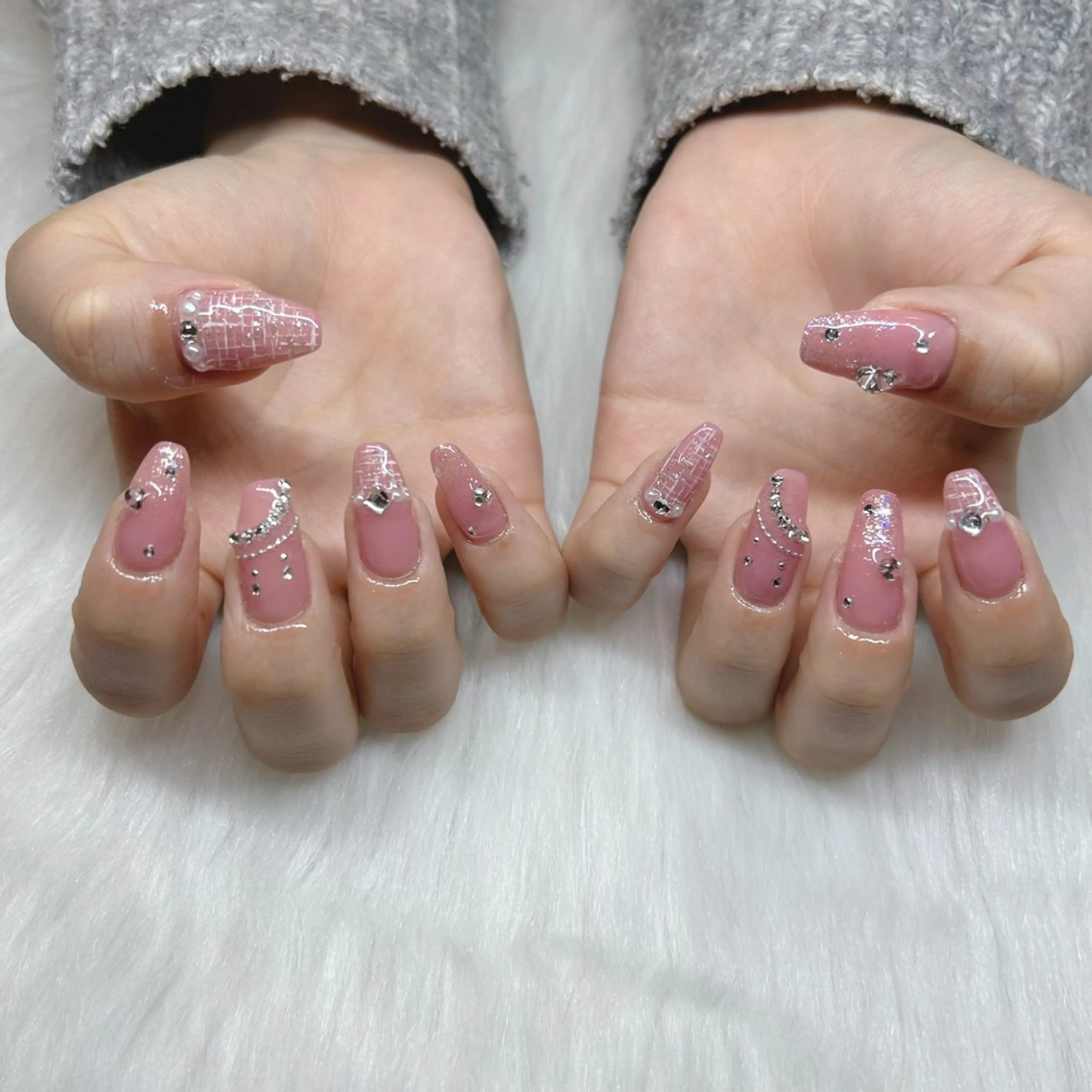 ロング ハンドネイル HANA うるののネイルデザイン