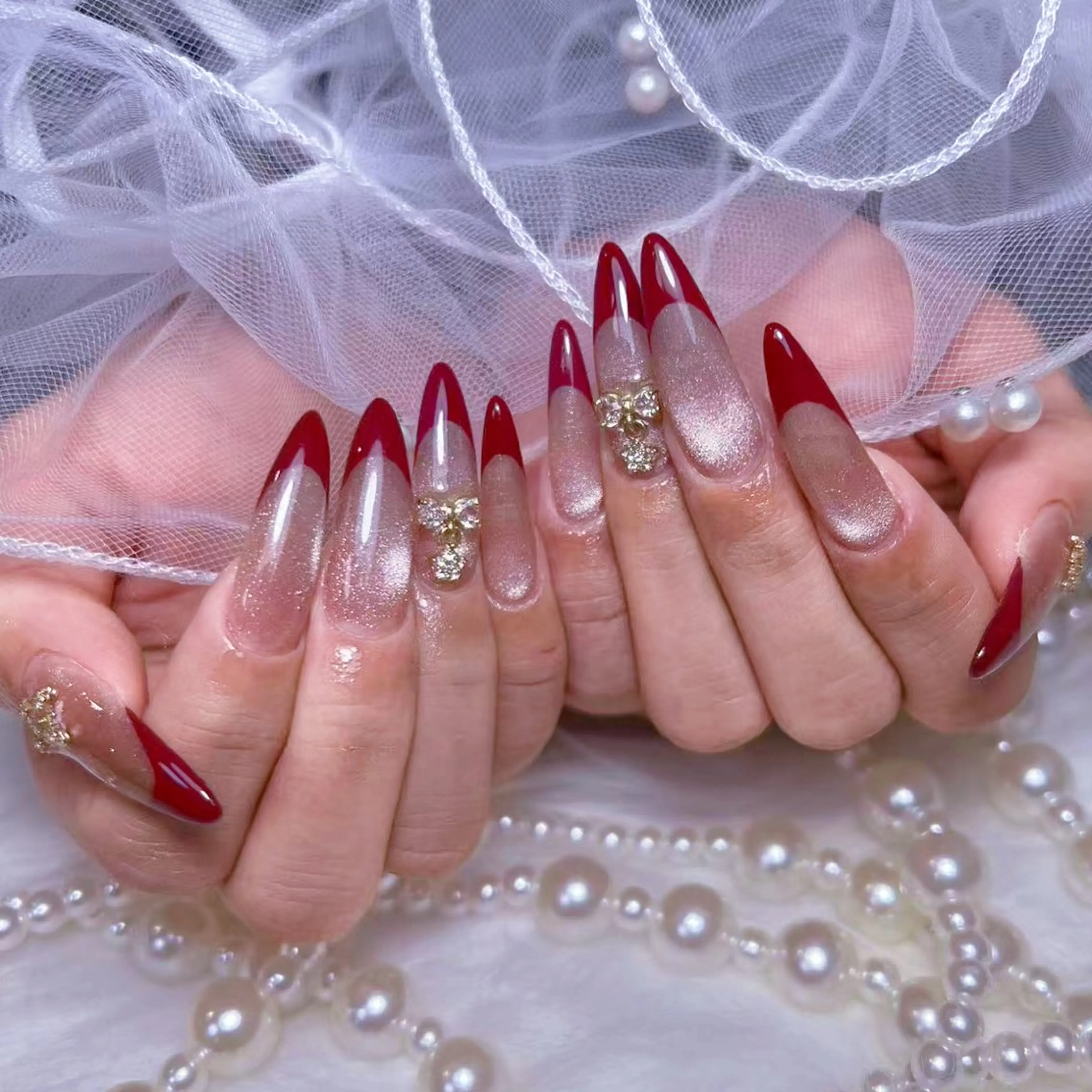 ミディアム 韓国風ヘア ハンドネイル DIAMOND Nail☁️のネイルデザイン