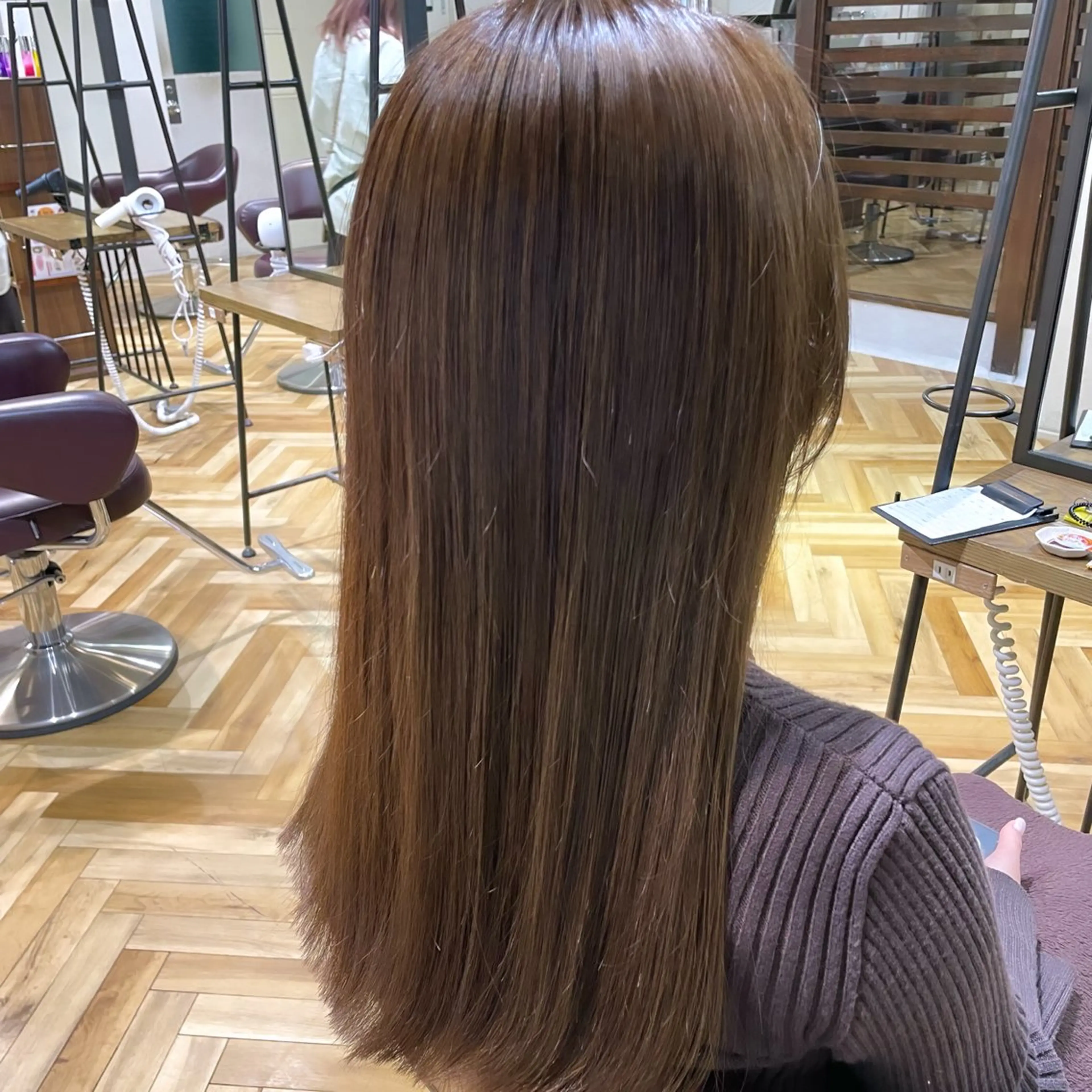 セミロング カラー 透明感カラー×ヘア アレンジ🪽しおりのヘアスタイル