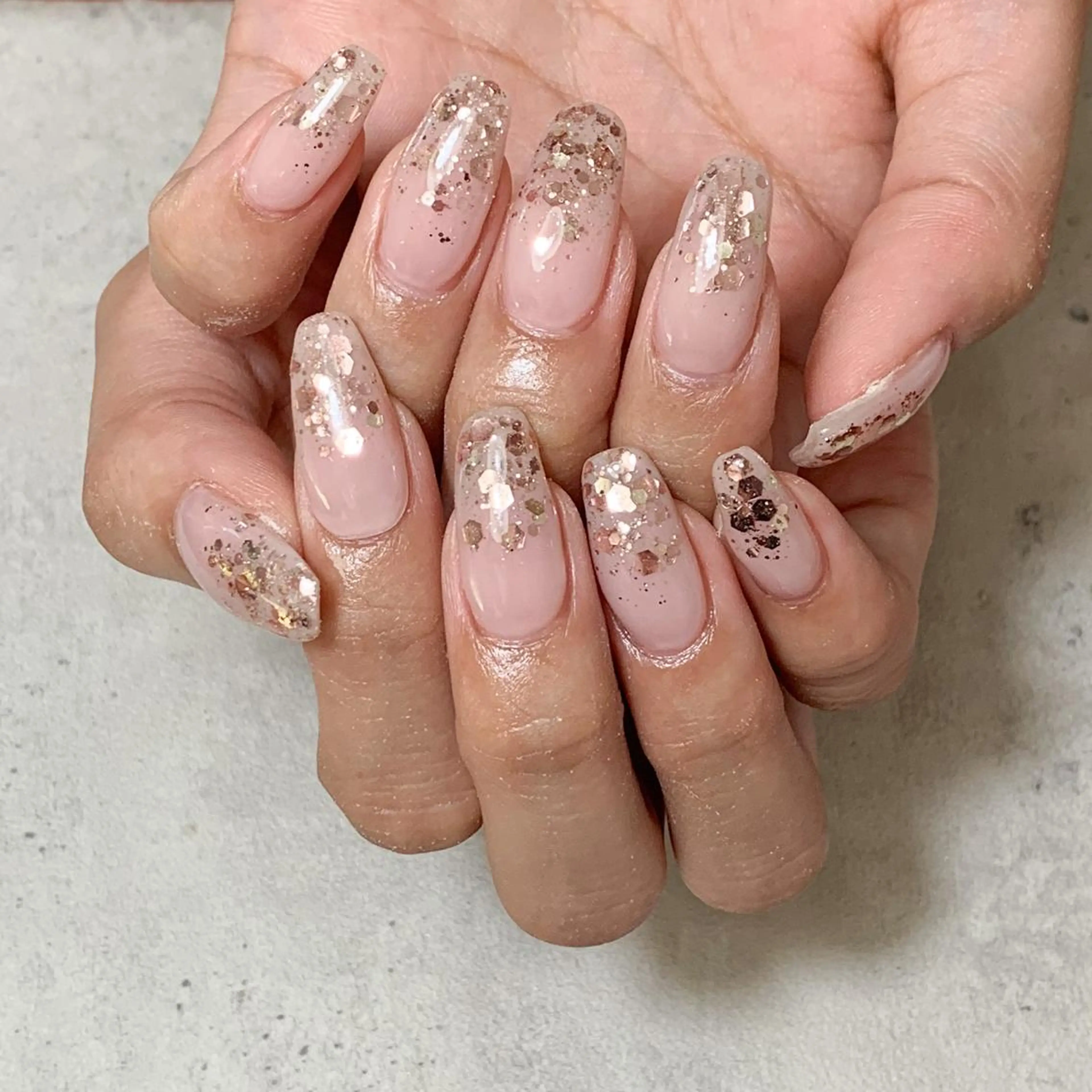 ネイル atelier　FIORITURA所属・FIORITURA aiのネイルデザイン