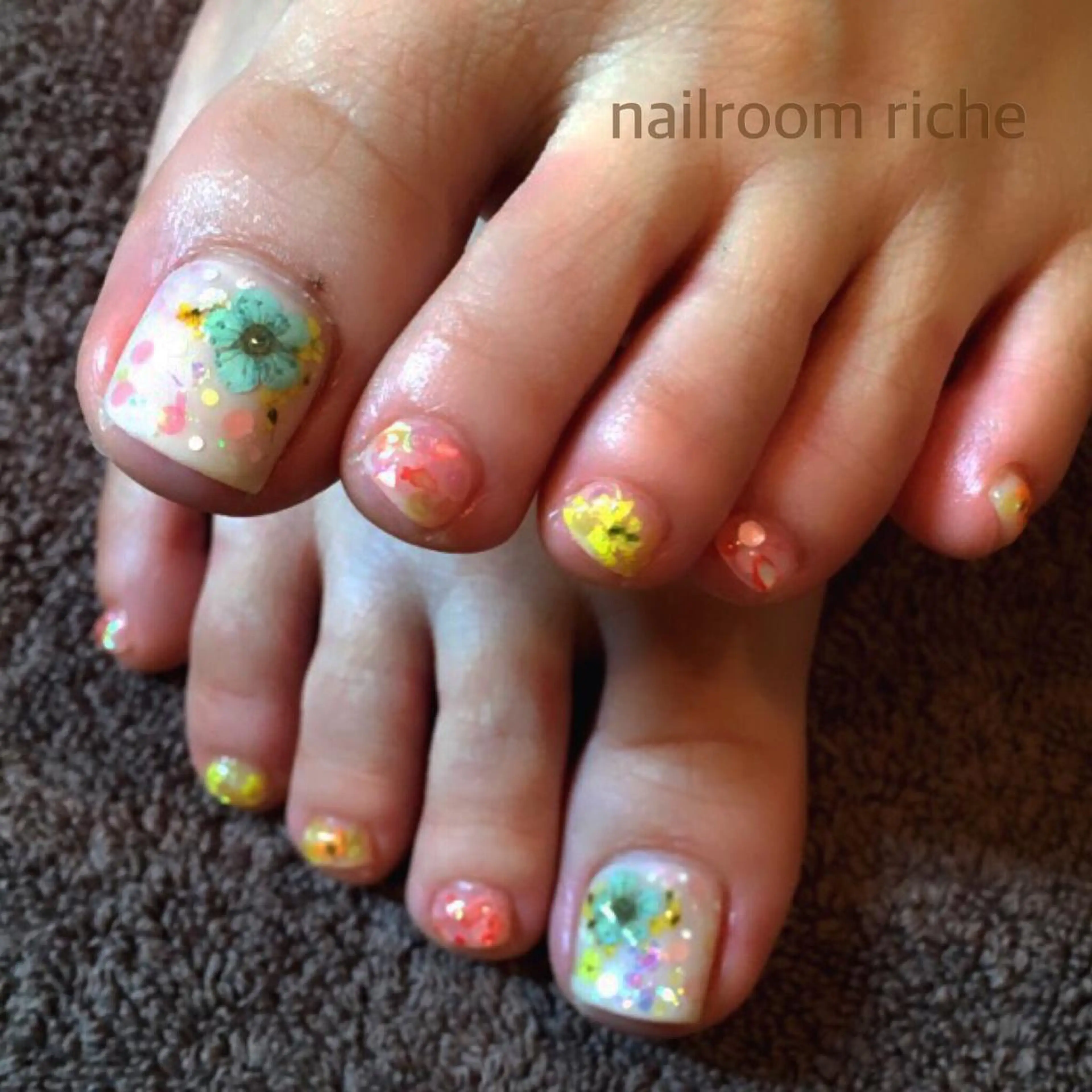 ネイル nailroom richeのネイルデザイン