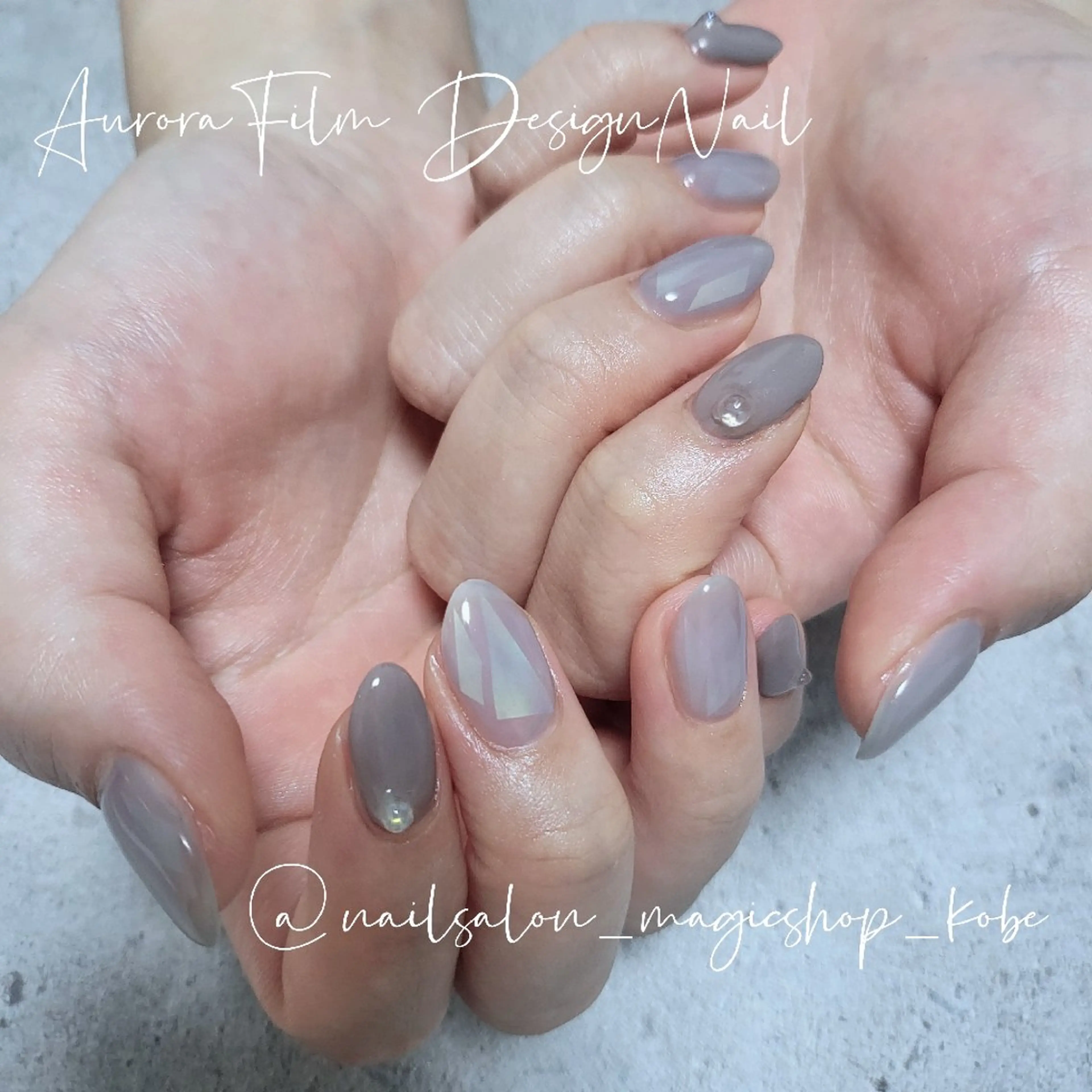 ネイル オーロラネイル ジェルネイル マットネイル ワンカラーネイル ソフトジェル ハンドネイル Nailsalon MagicShopのネイルデザイン