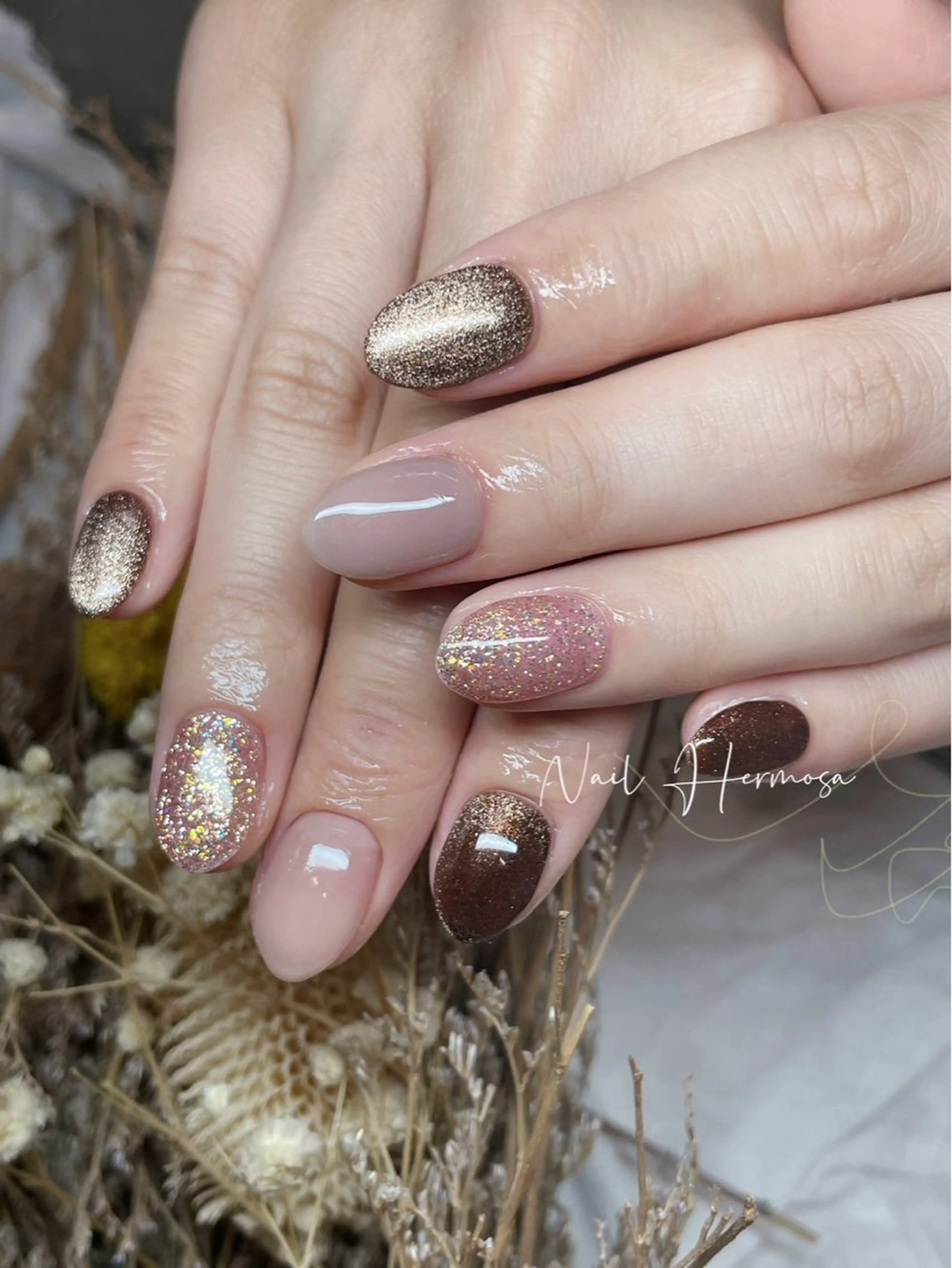 ネイル 長さ出し フラッシュネイル フットネイル ジェルネイル マグネットネイル ハンドネイル エルモサ YURIKAのネイルデザイン